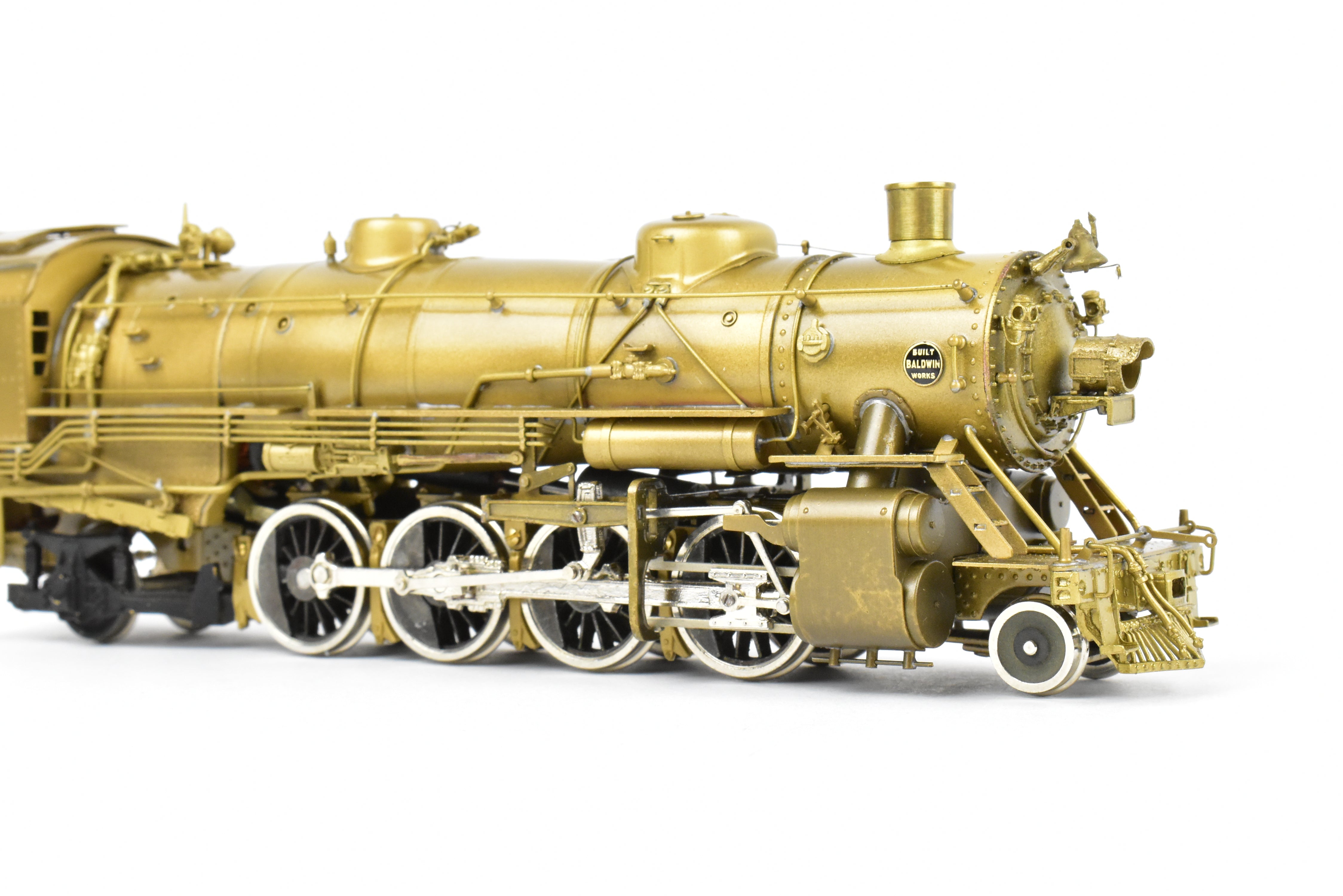 High - Quality HO Scale Brass Pacific Fast Mail (PFM) Model of United States Railway Administration (USRA) 2 - 8 - 2 Light Class Mikado Locomotive from 1977 Run, Sold As - Is