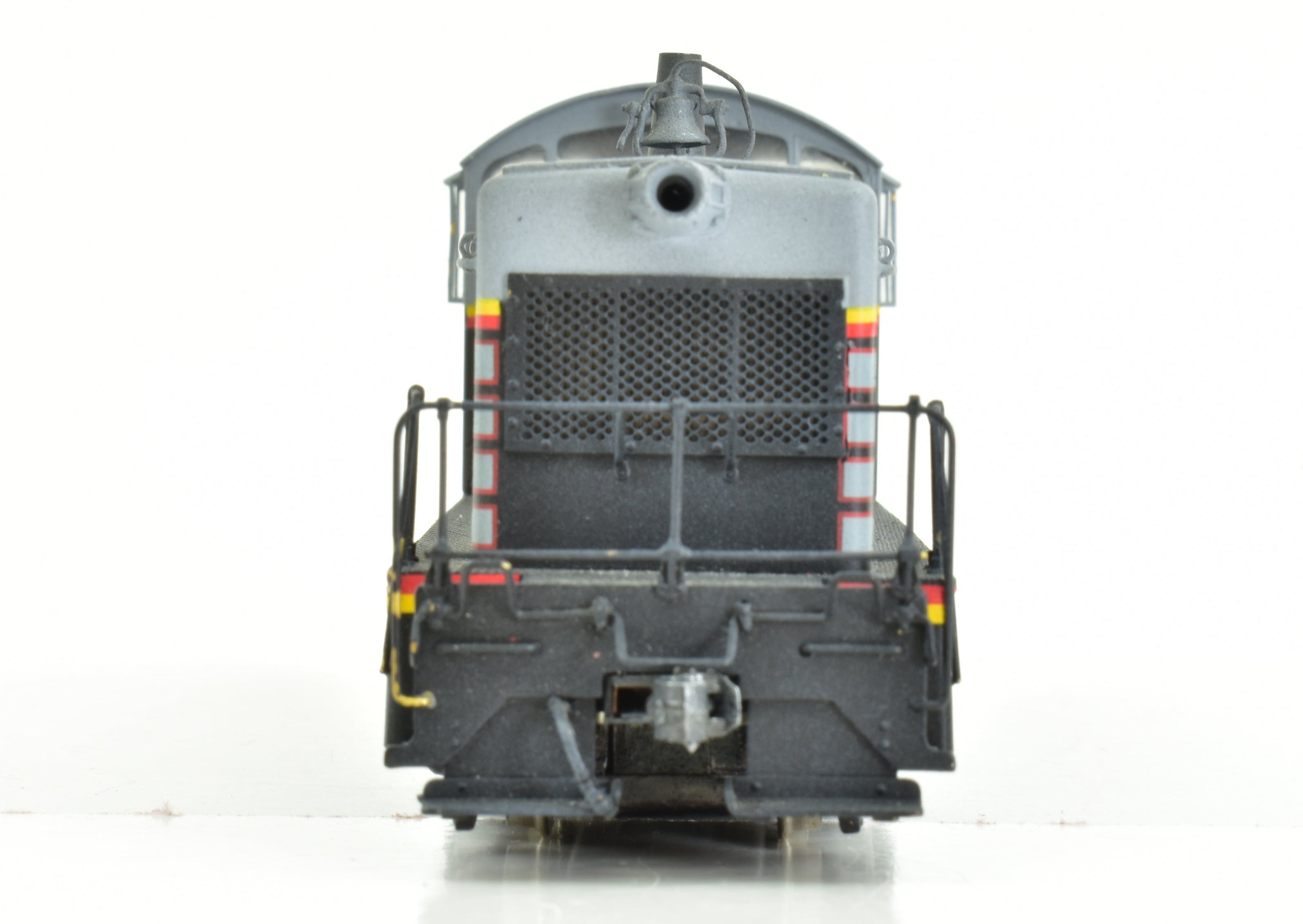 Custom-Painted HO Brass Oriental Limited CB&Q Burlington Route EMD NW-2 1000HP PH II Switcher