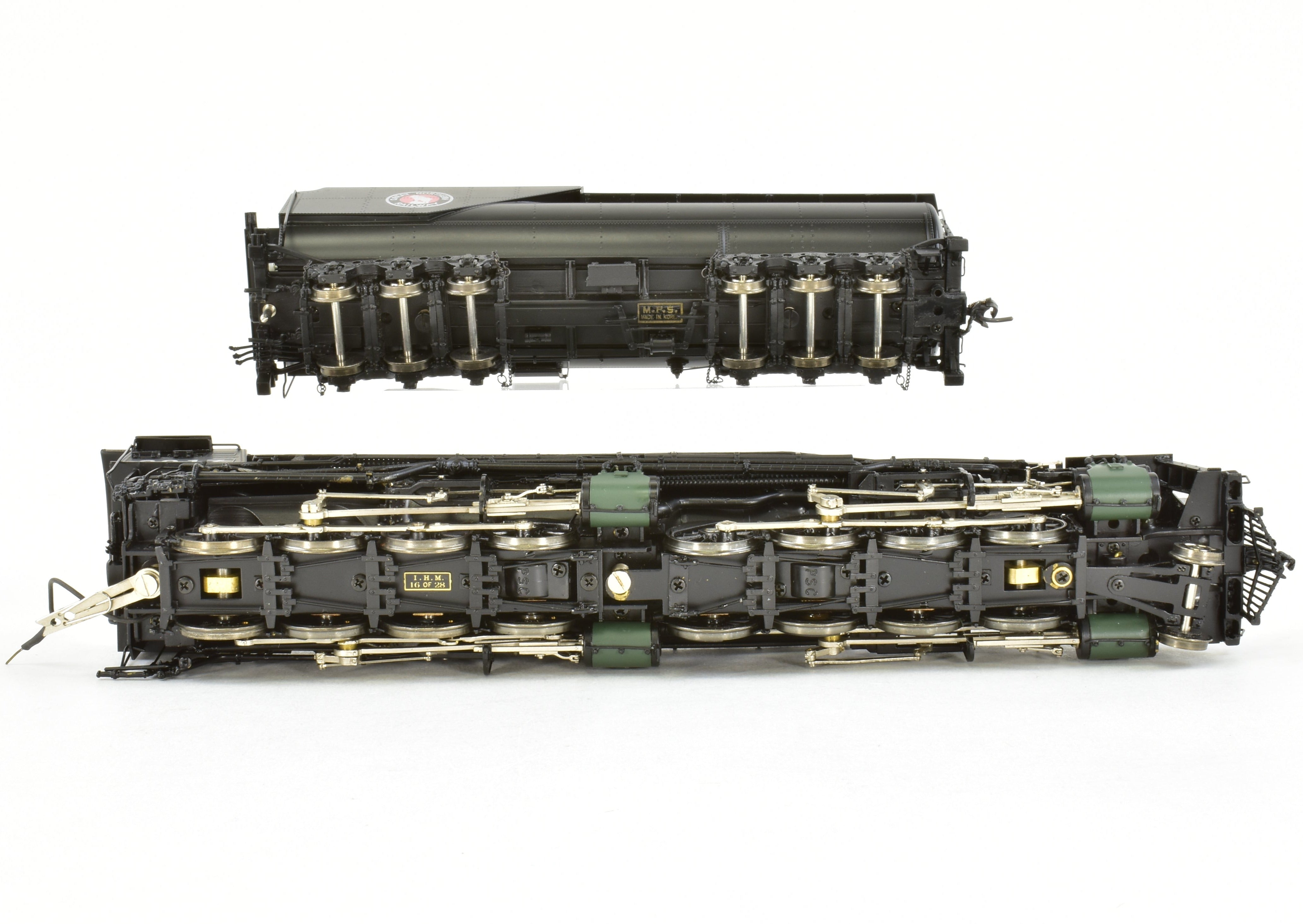 HO Scale Brass Model Train by Precision Scale Co. - Great Northern Class N - 3 2 - 8 - 8 - 0 FP in Glacier Park Scheme