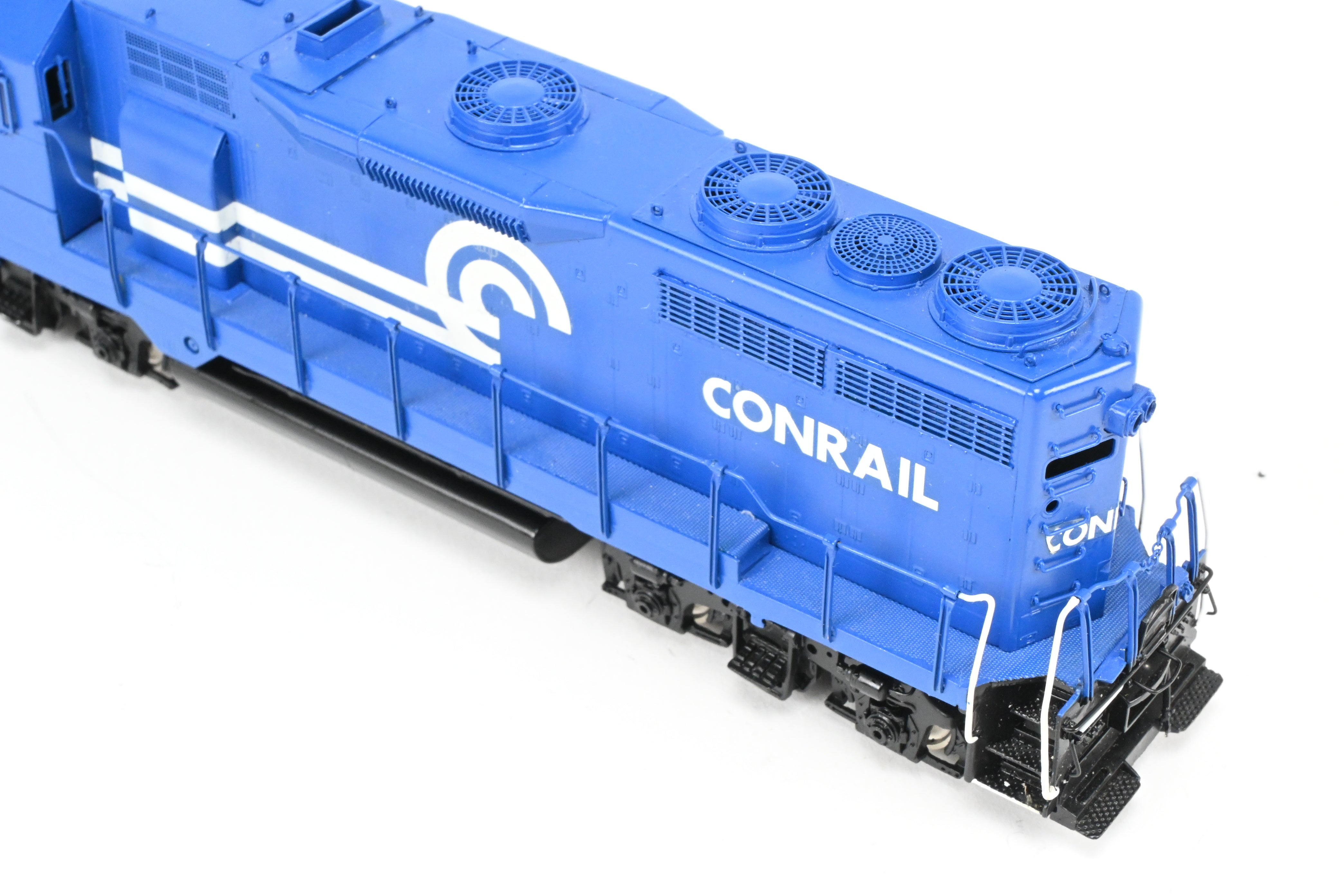 HO Scale Brass Conrail EMD GP35 2500HP Low Hood Model by Oriental Limited