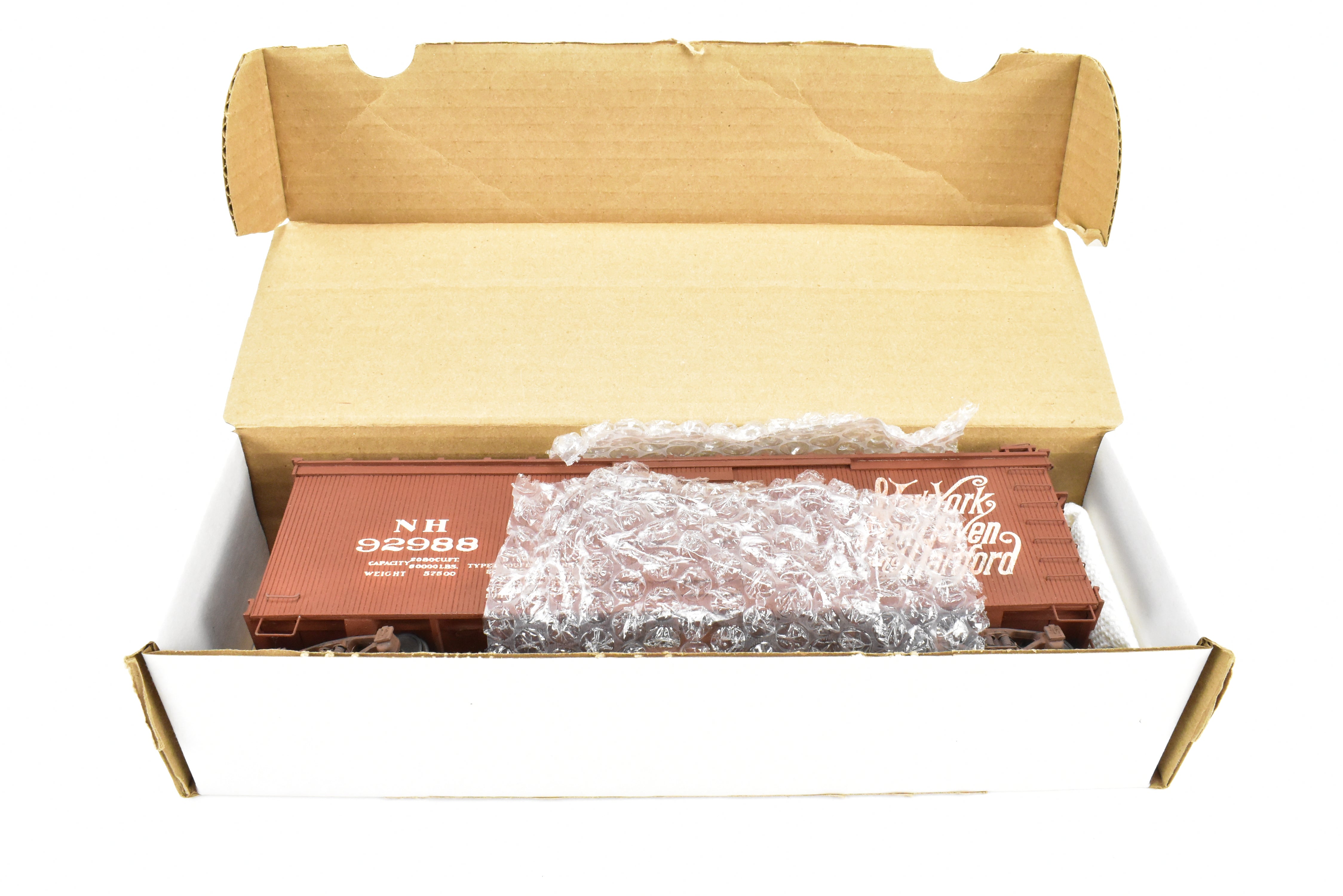 O Scale Metal and Wood Mainline Models New Haven 36-Foot Wood Boxcar with Custom Paint and Assembly
