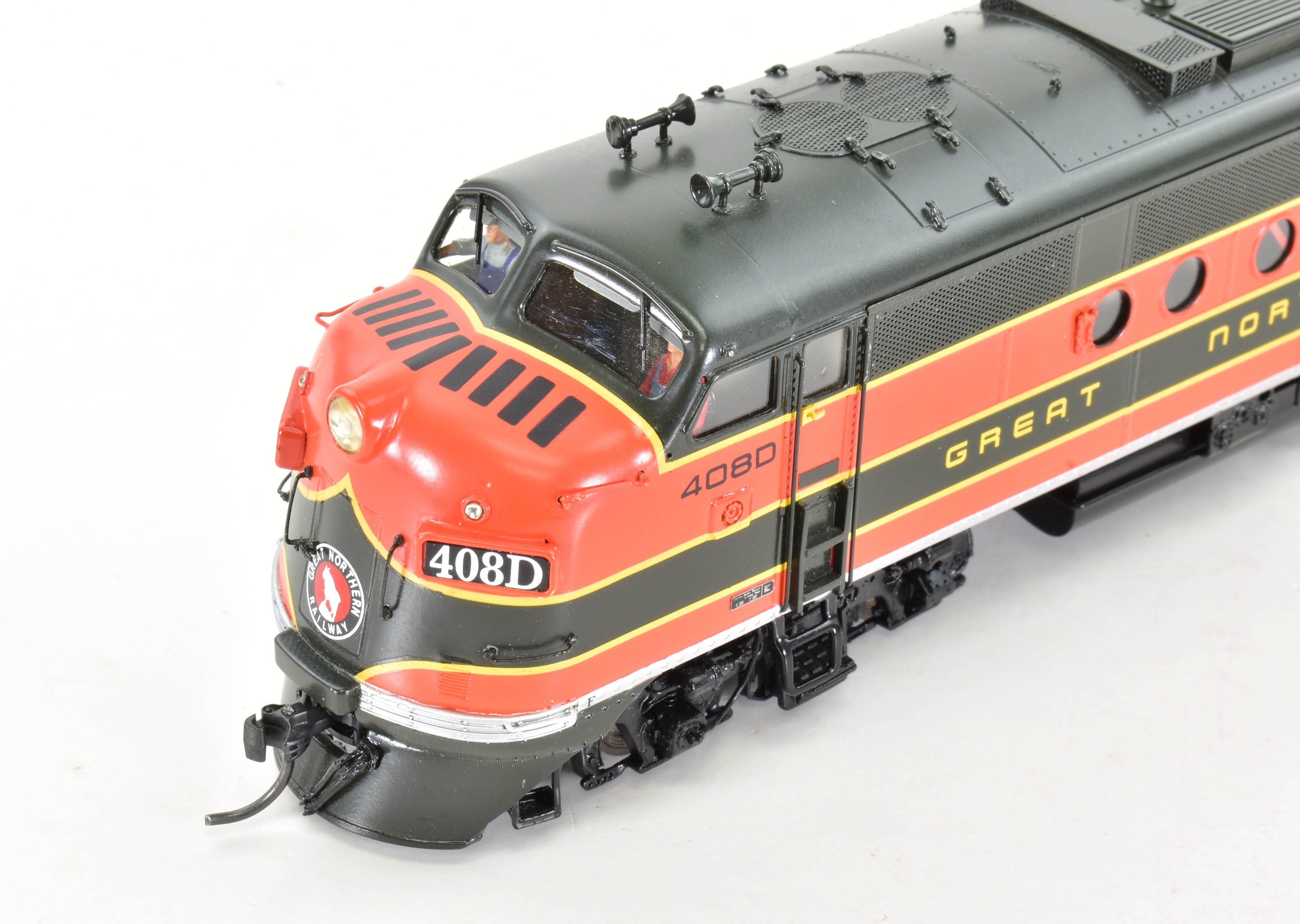 HO Scale Brass Division Point (DVP) Great Northern EMC FTA/B Set with Factory Painting and High - Quality Details