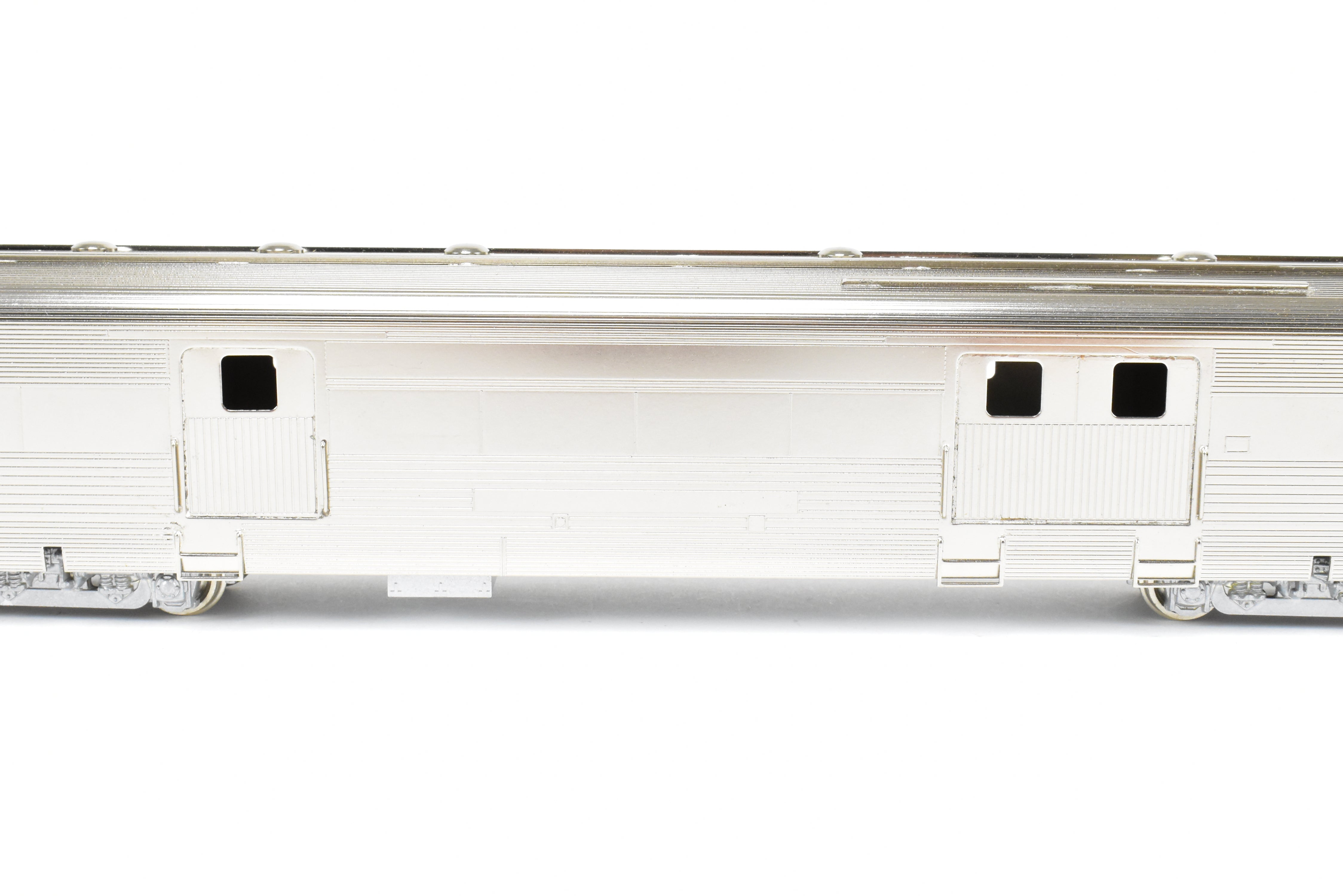 HO Brass Hi - Country California Zephyr Baggage Car with Plated Finish
