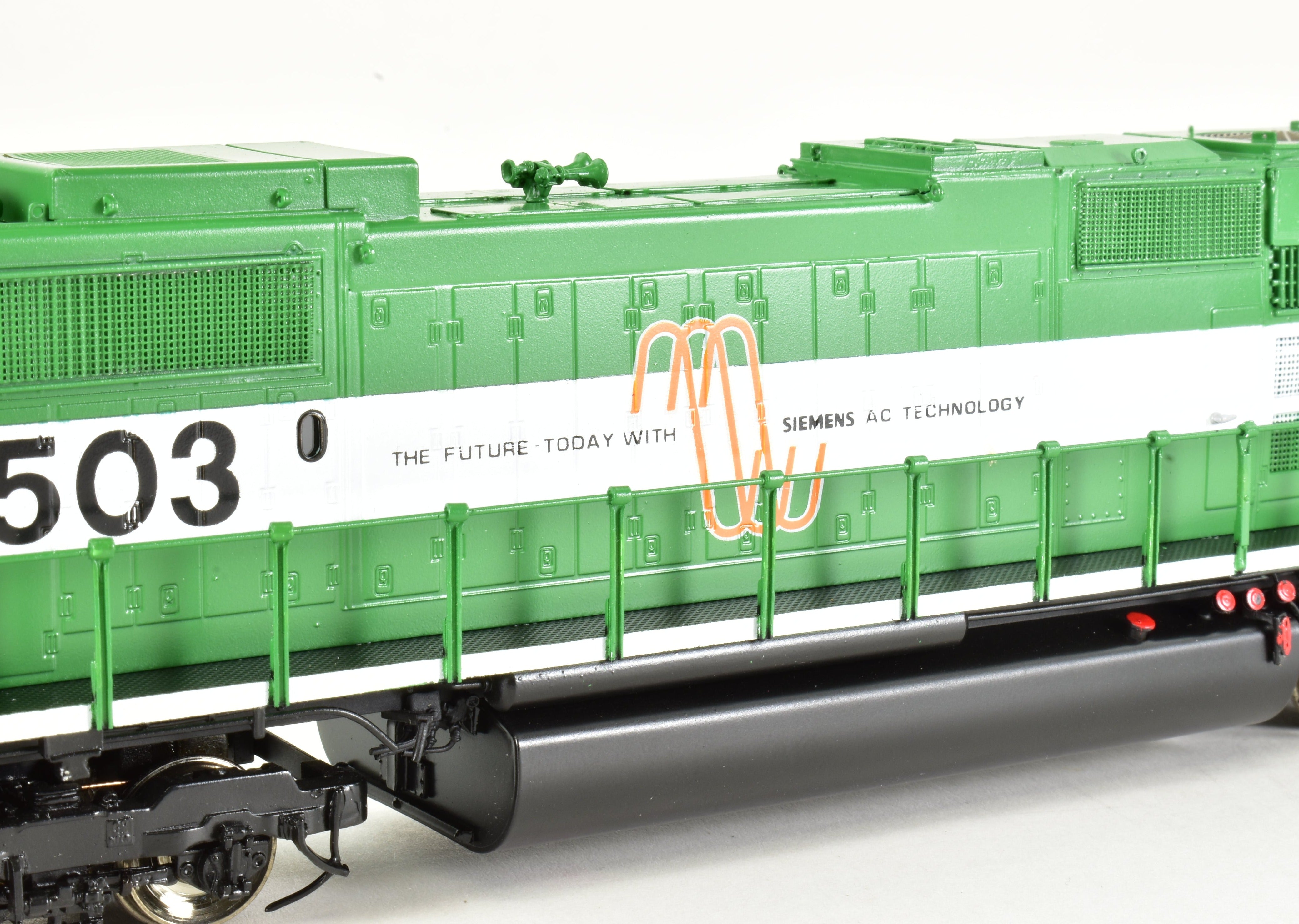 HO Scale Brass Locomotive Model - Overland Models, Inc. Burlington Northern SD60MAC FP No. 9503 with HTCR Trucks