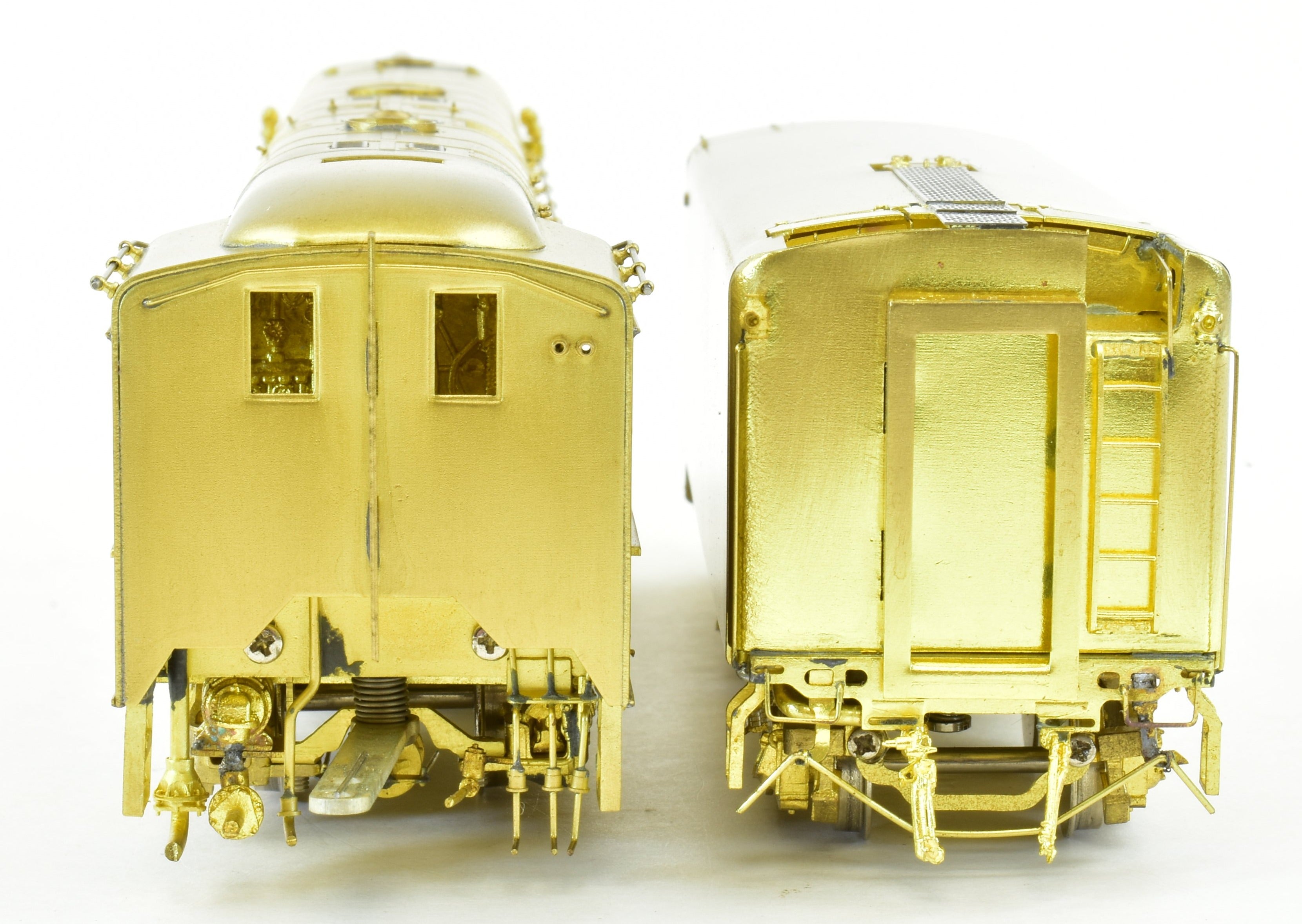 HO Scale Brass Model Train by Overland Models, Inc. - Streamlined Atlantic 4-4-2 Locomotive of Milwaukee Road (MILW) with Modernized 'Hiawatha' Design