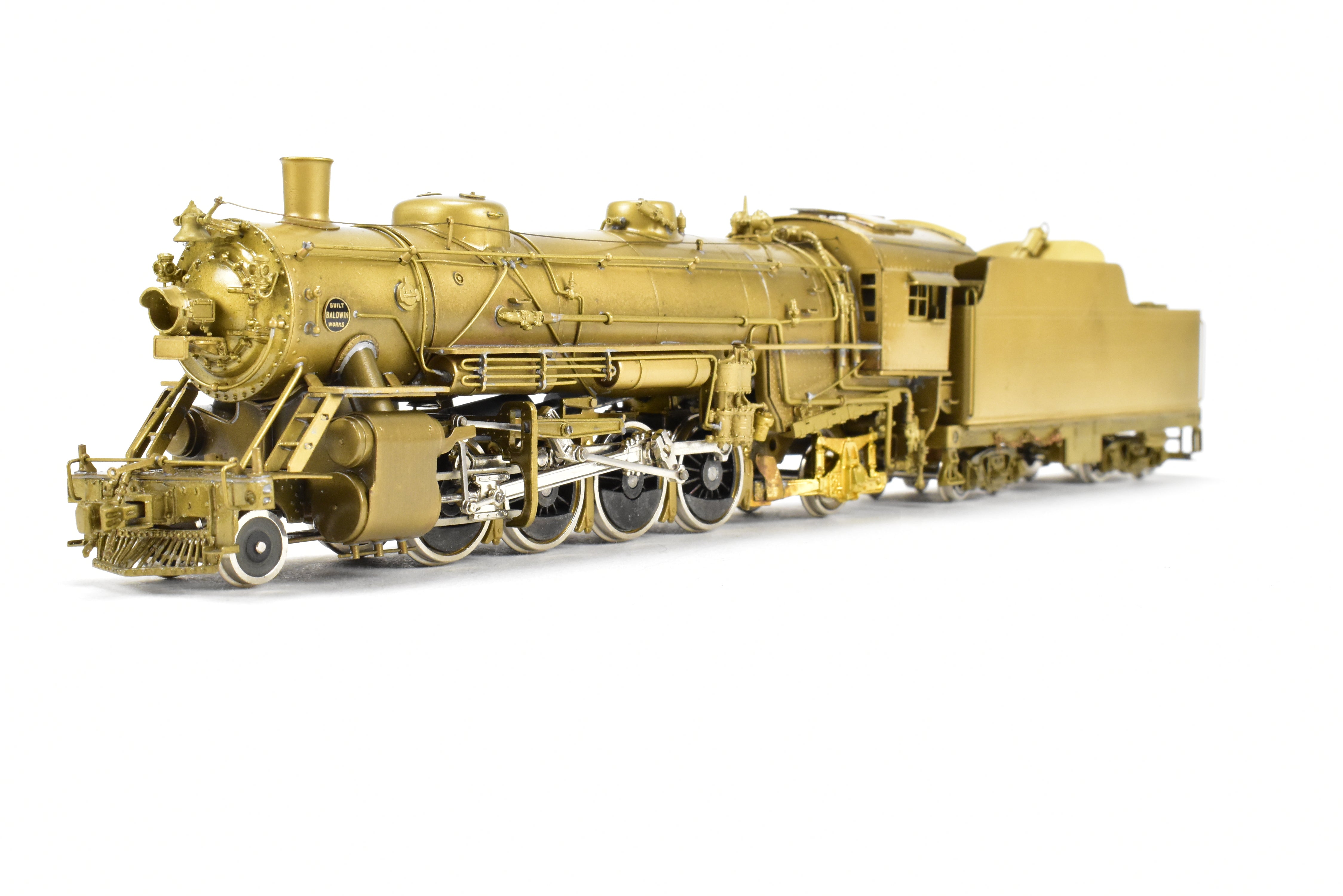 High - Quality HO Scale Brass Pacific Fast Mail (PFM) United States Railway Administration (USRA) 2 - 8 - 2 Light Class Mikado Locomotive Model from 1977 Run, Sold As - Is