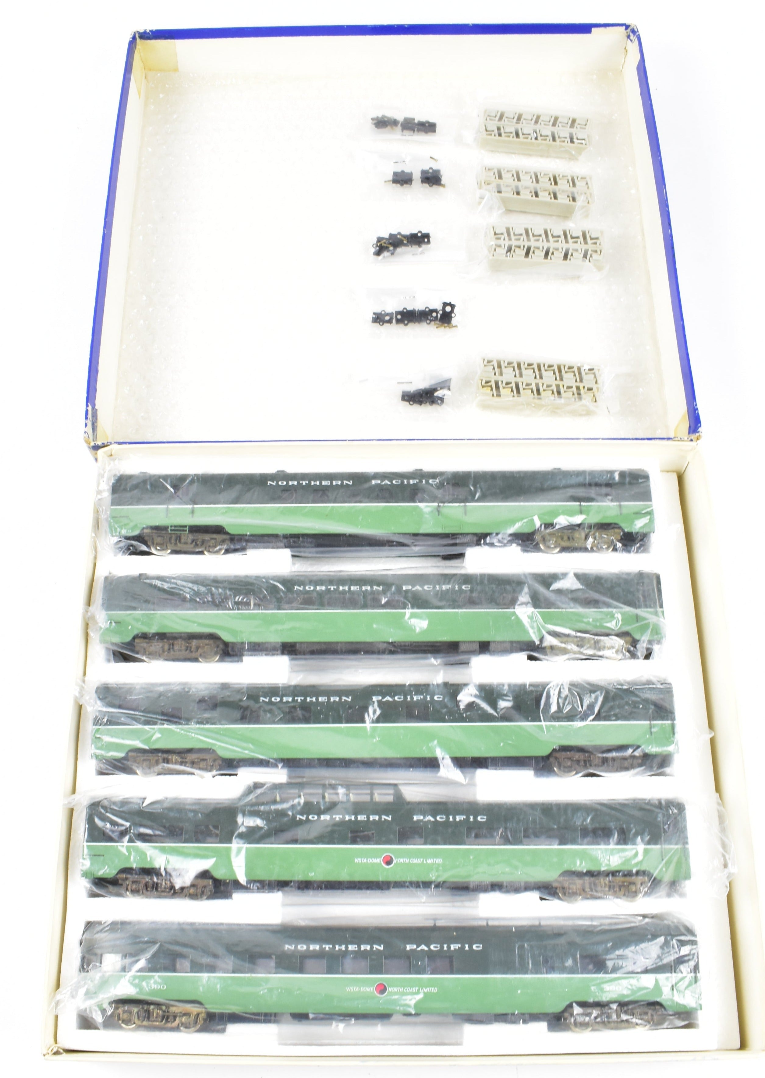 HO Scale Brass Balboa Northern Pacific 5-Car Passenger Train Set with Factory Painting