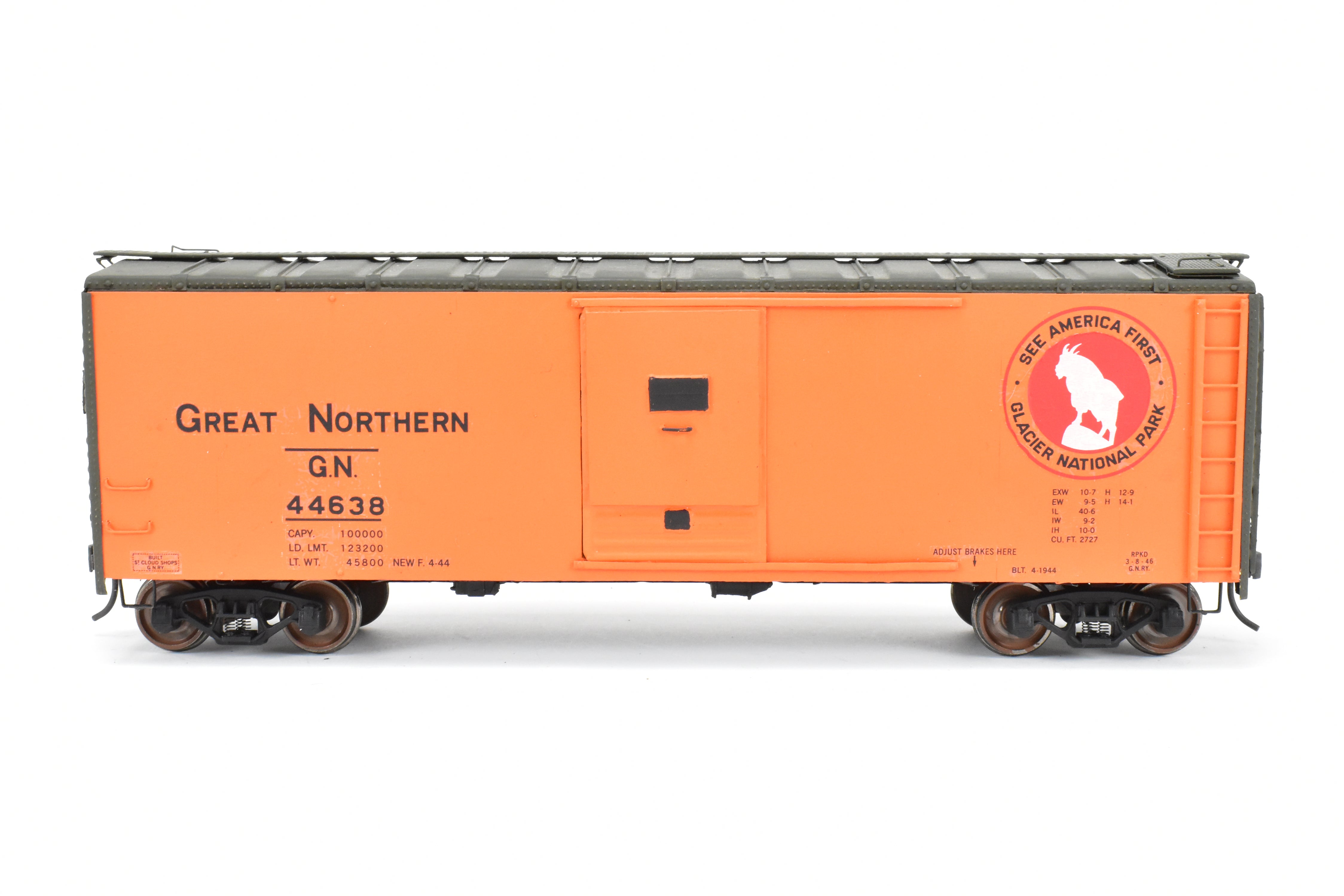 O Scale Metal GN - Great Northern 40' Plywood Boxcar with Excellent Build and Custom Paint