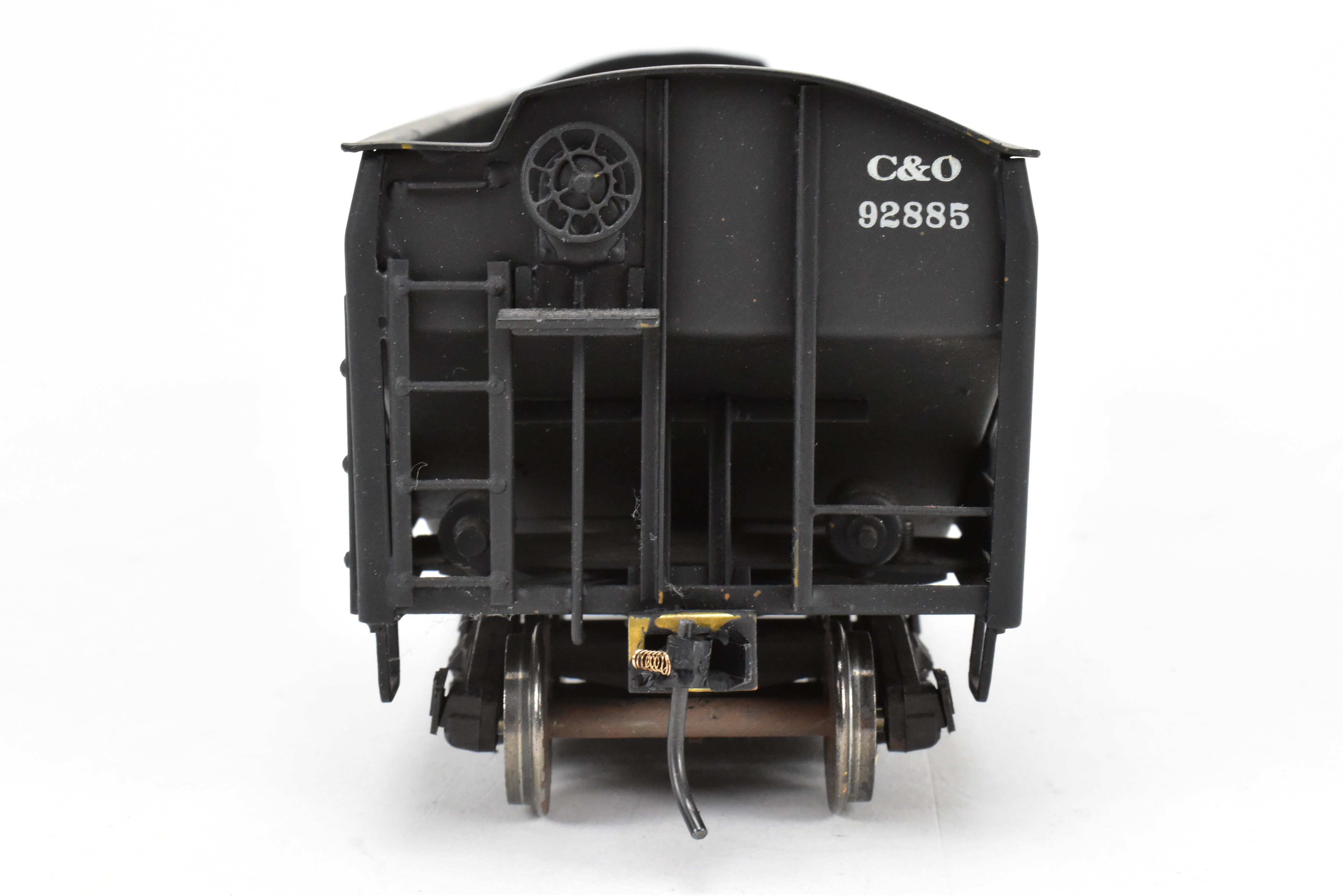 O Scale Model Train - Brass Max Gray C&O (Chesapeake & Ohio) ACF Welded 70 Ton Triple Hopper Custom Painted Model No. 92885 for Model Train Enthusiasts