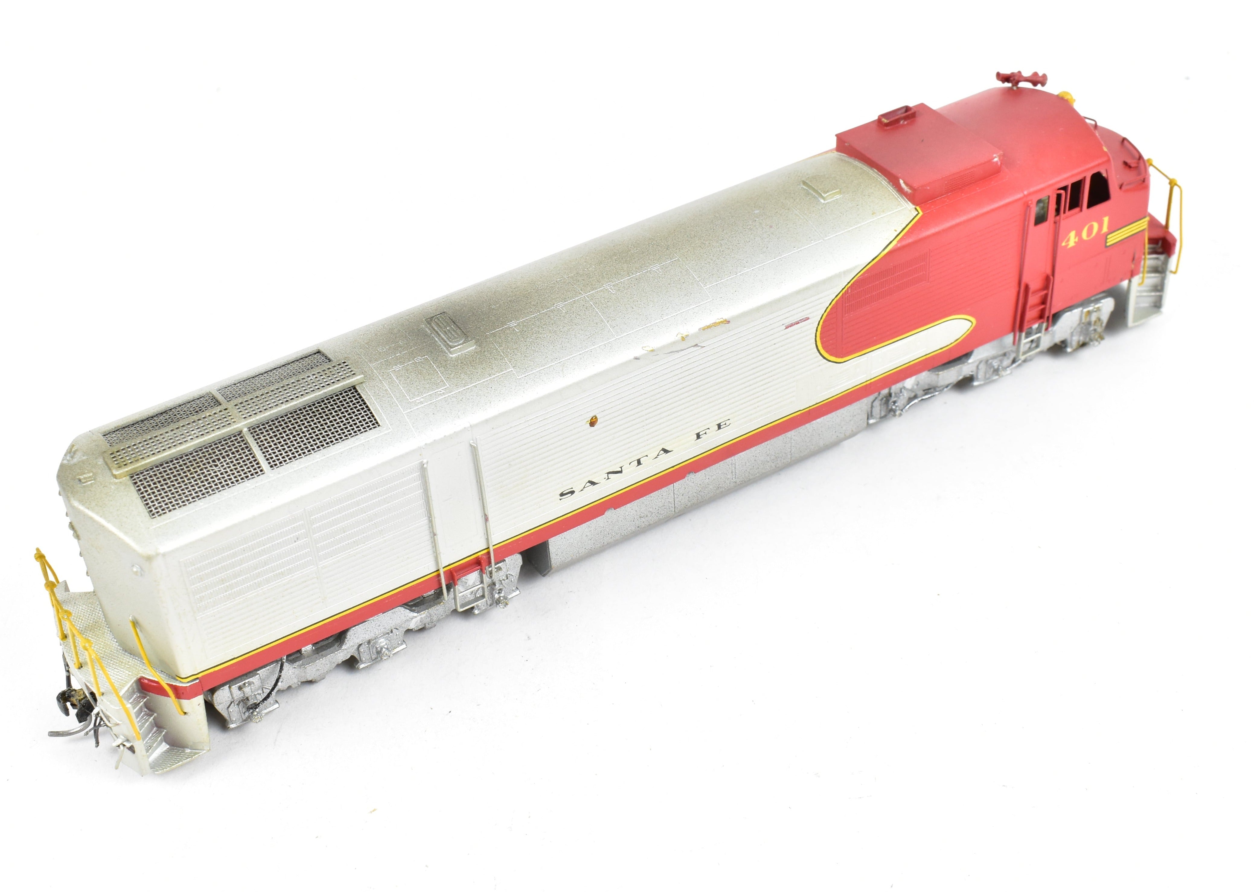 HO Scale Brass Hallmark Models ATSF - Santa Fe GE U30CG Cowl Passenger Diesel Locomotive with Custom Painting and Detailing