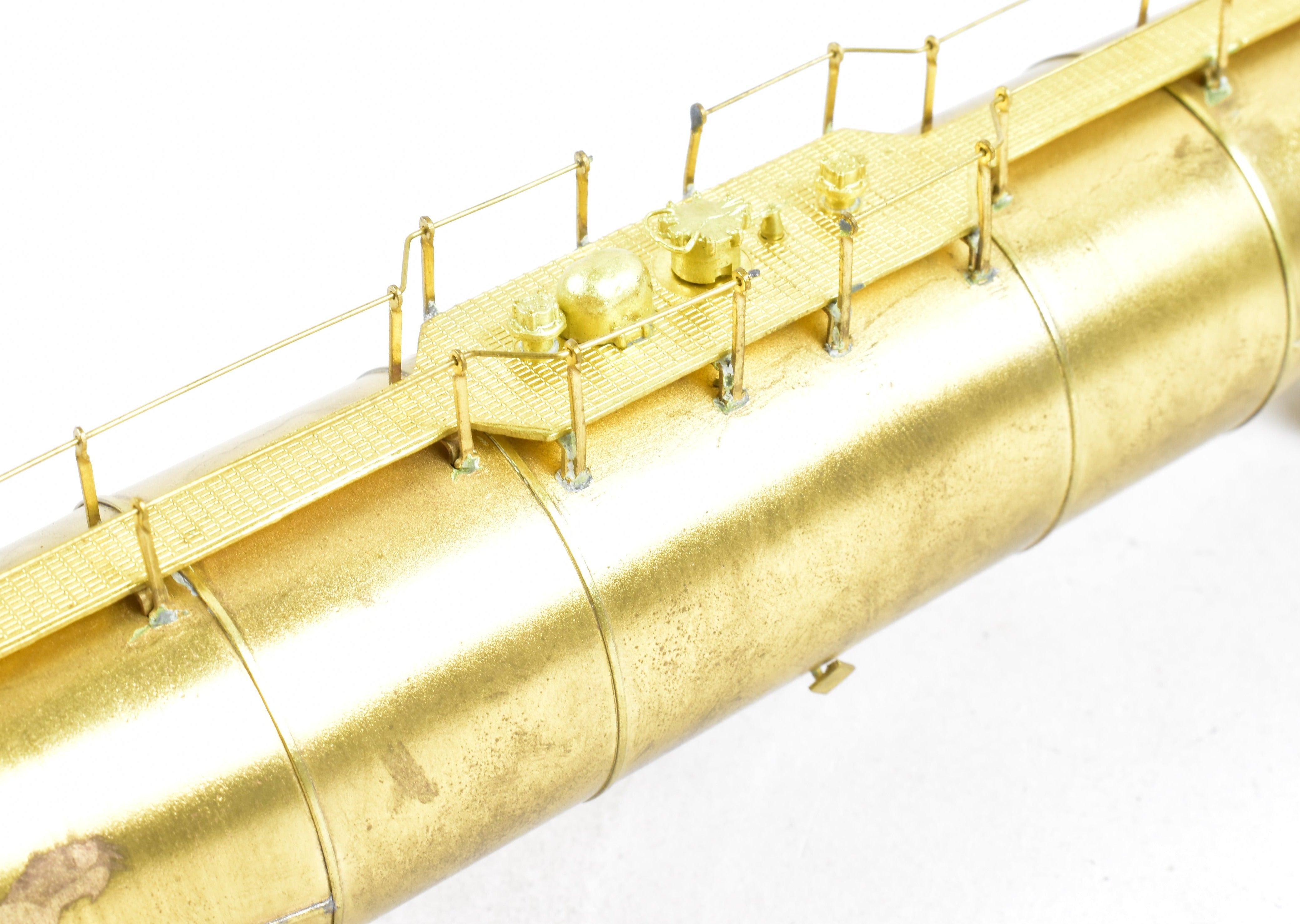 HO Scale Brass Alco Models Various Railroads ACF 29,000 Gallon Tank Car Model for Model Train Enthusiasts