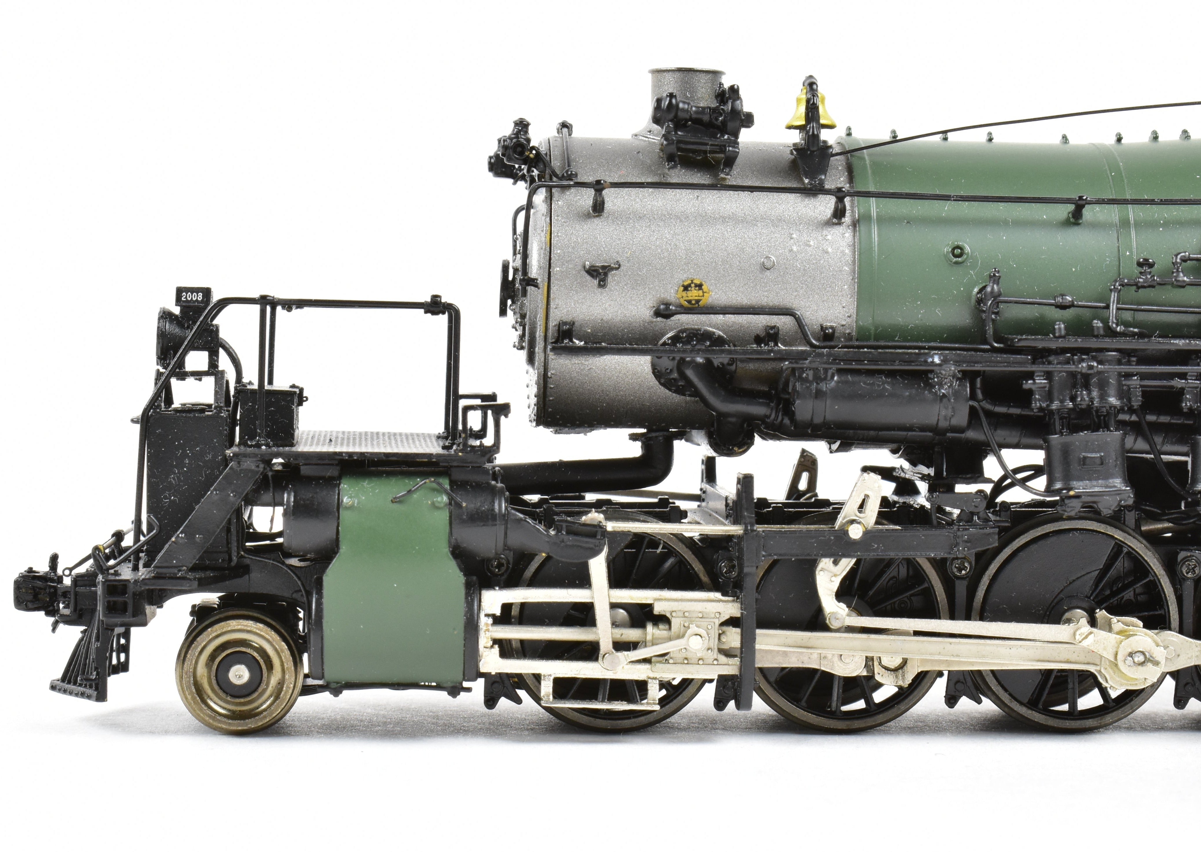 HO Scale Brass Model Train - Precision Scale Co. (PSC) Great Northern Class N - 2 2 - 8 - 8 - 0 Locomotive with Vestibule Cab in Glacier Park Painting Scheme