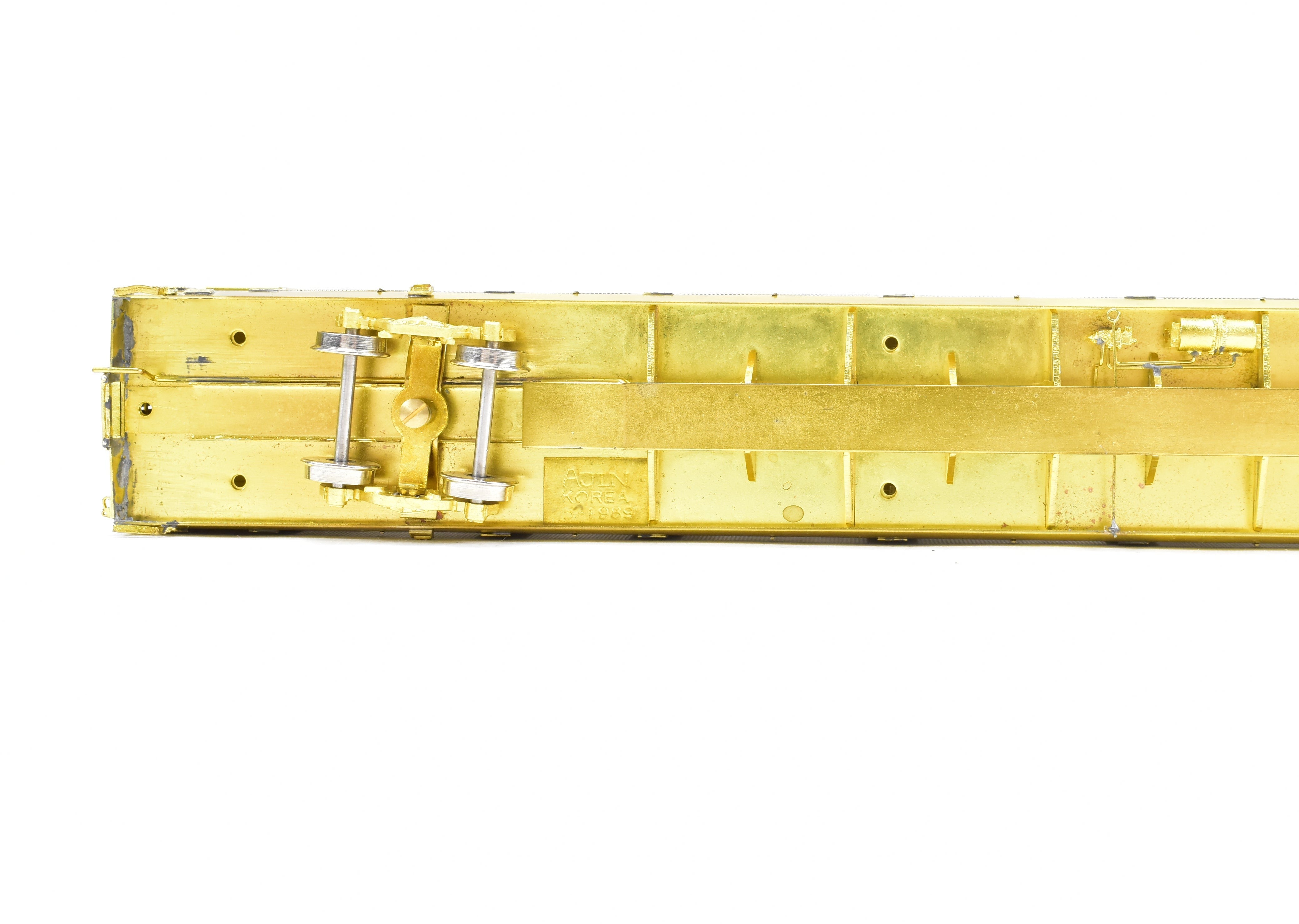 HO Scale Brass Model Train Auto Rack Tri - Level with Mesh End Doors from Overland Models, Inc. Representing Southern Pacific Car No. 517006