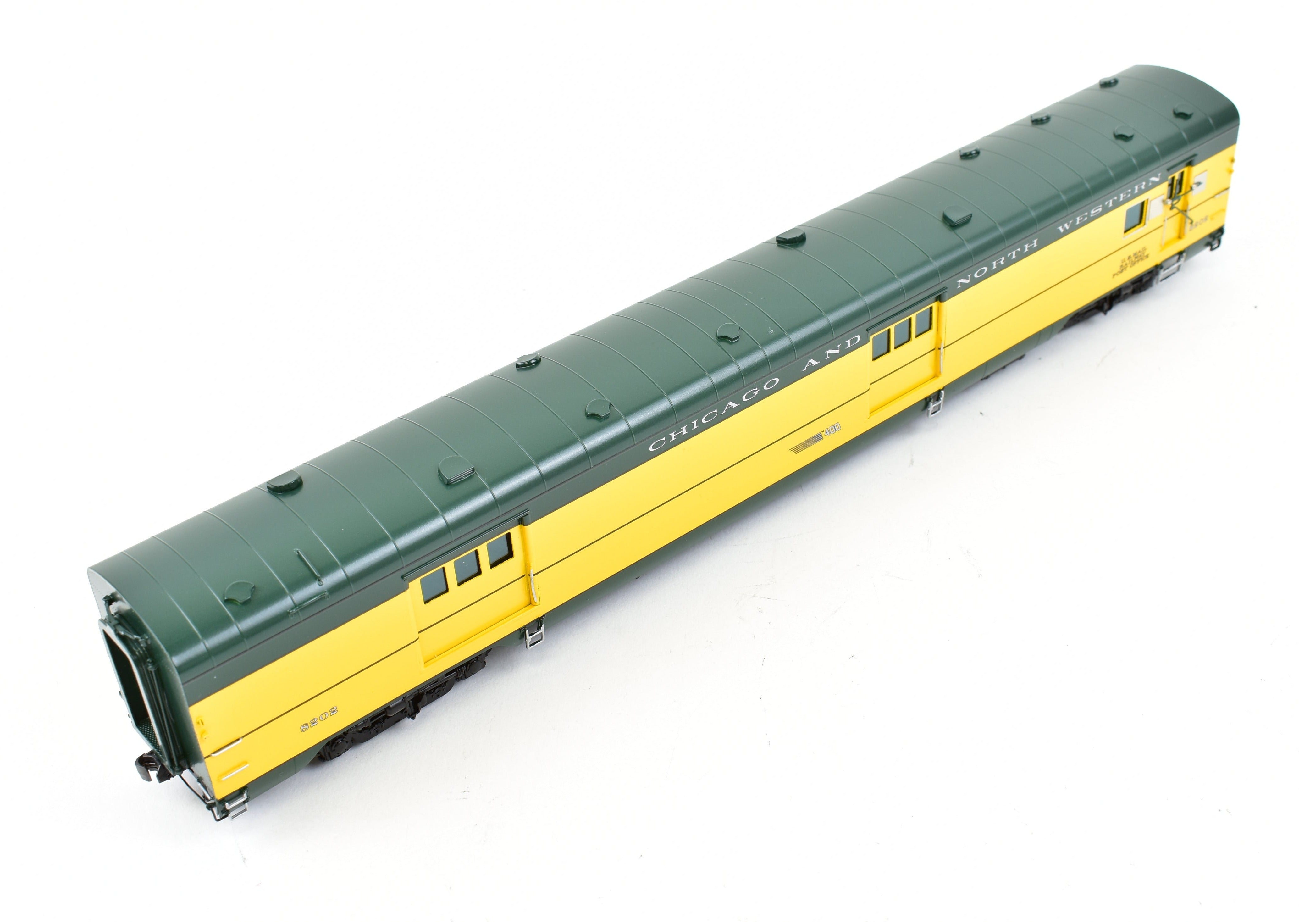 HO Scale Brass C&NW Chicago and North Western 400 Baggage 15' Mail RPO Car #8202