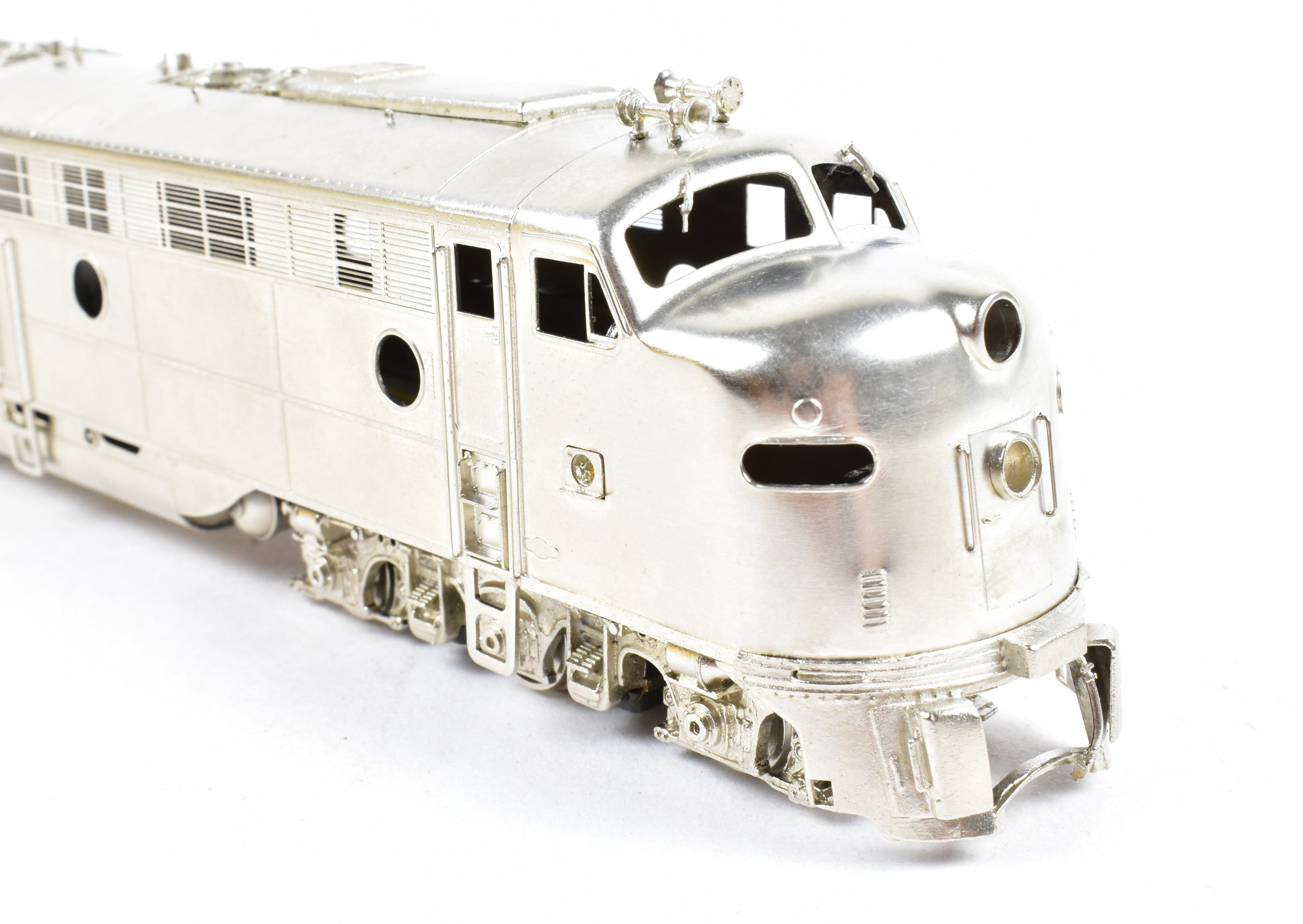 HO Scale Brass Oriental Limited CB&Q - Burlington Route EMD E8A 2250 HP Factory Plated Model