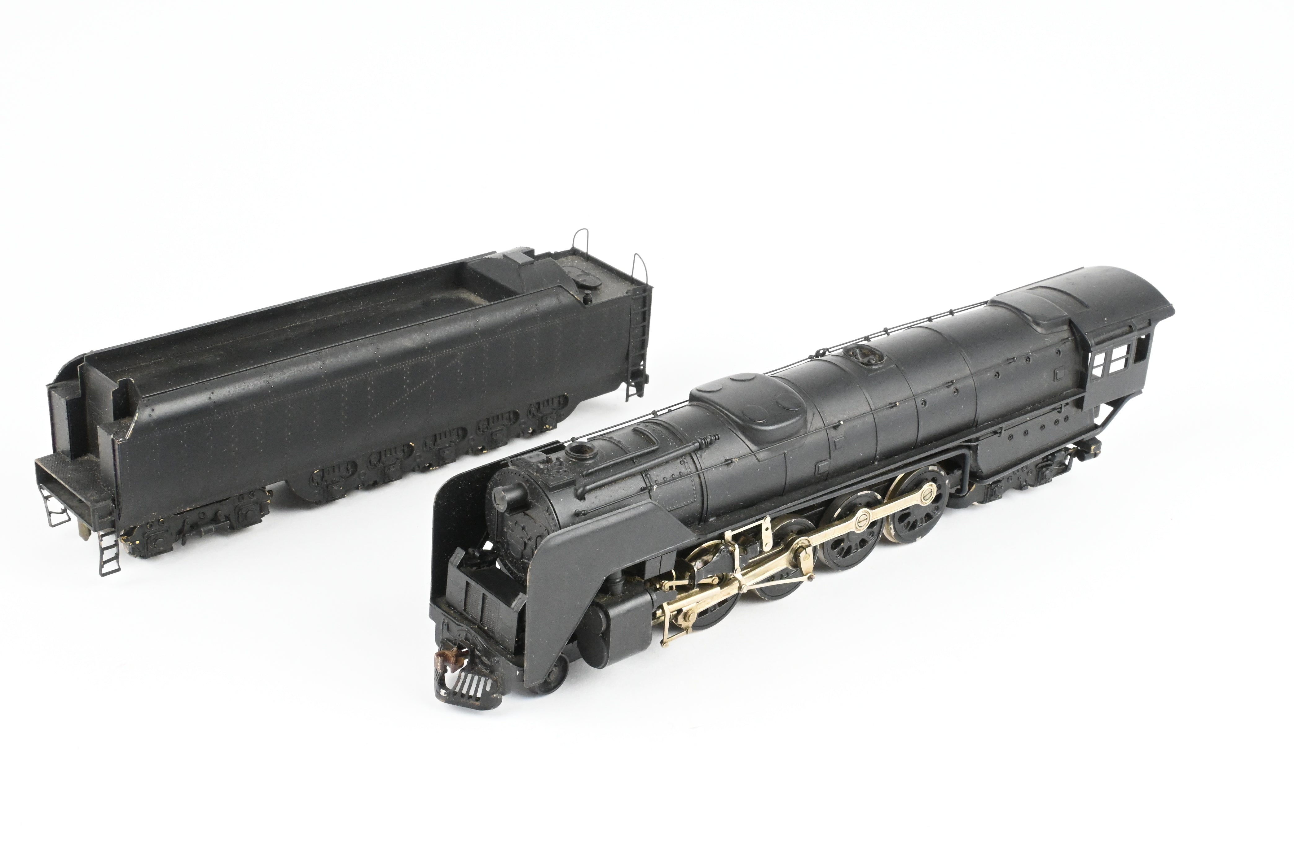 HO Scale Brass Pacific Fast Mail Model - United NYC - New York Central S-1b 4-8-4 Niagara Locomotive with Custom Painting and No Lettering