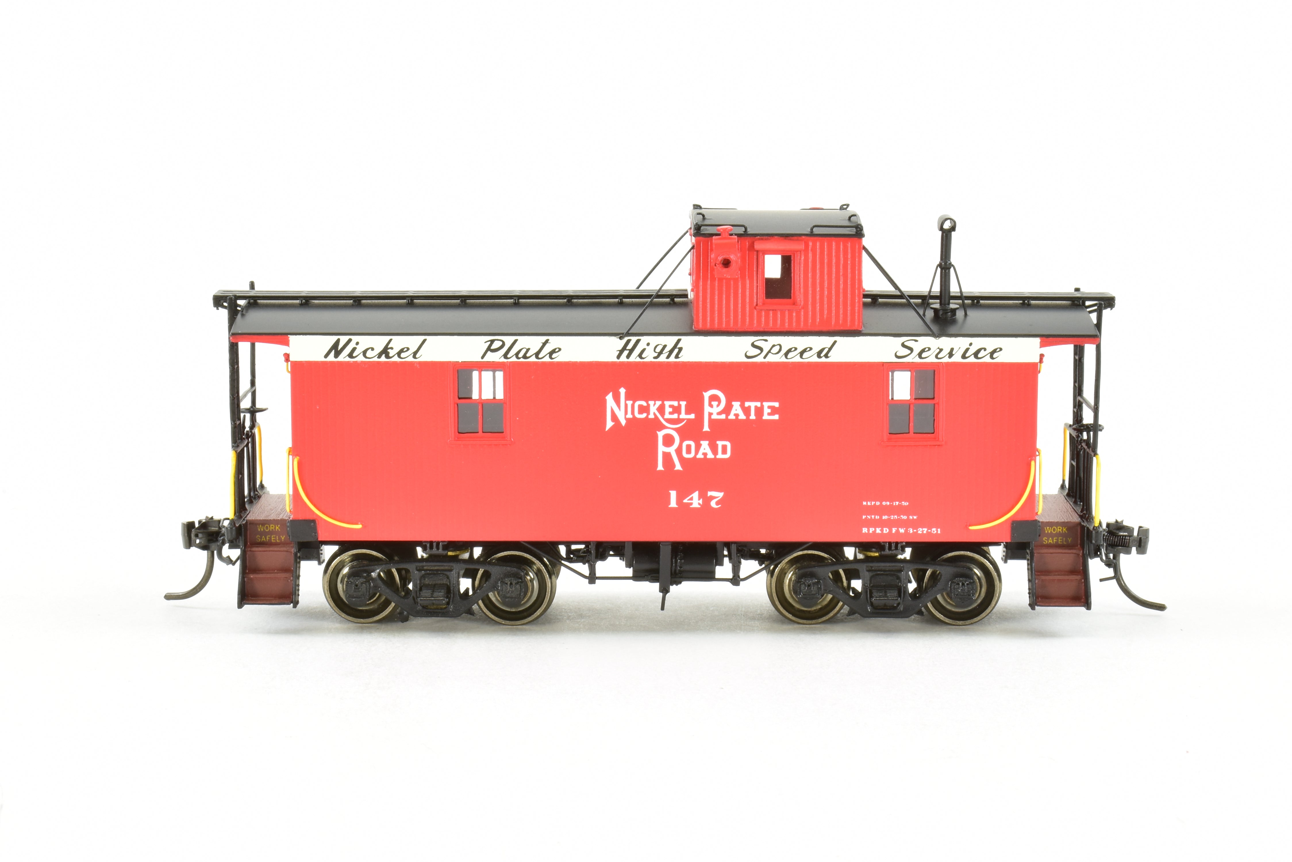 HO Brass DVP - 26' Wood Caboose, Nickel Plate Road Offset Cupola, No. 147