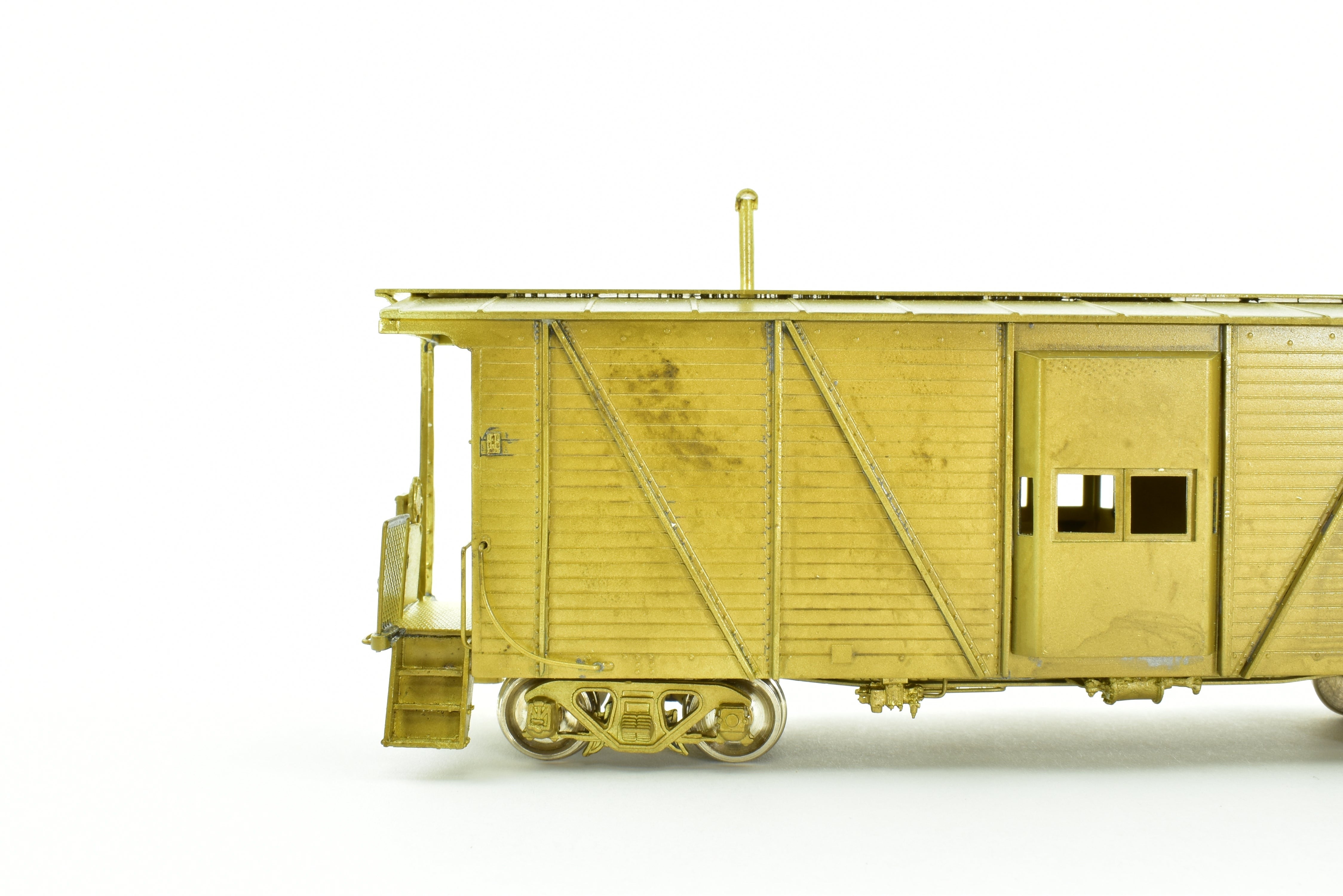HO Scale Brass Great Northern Bay Window Wooden Caboose No. X - 320 by OMI