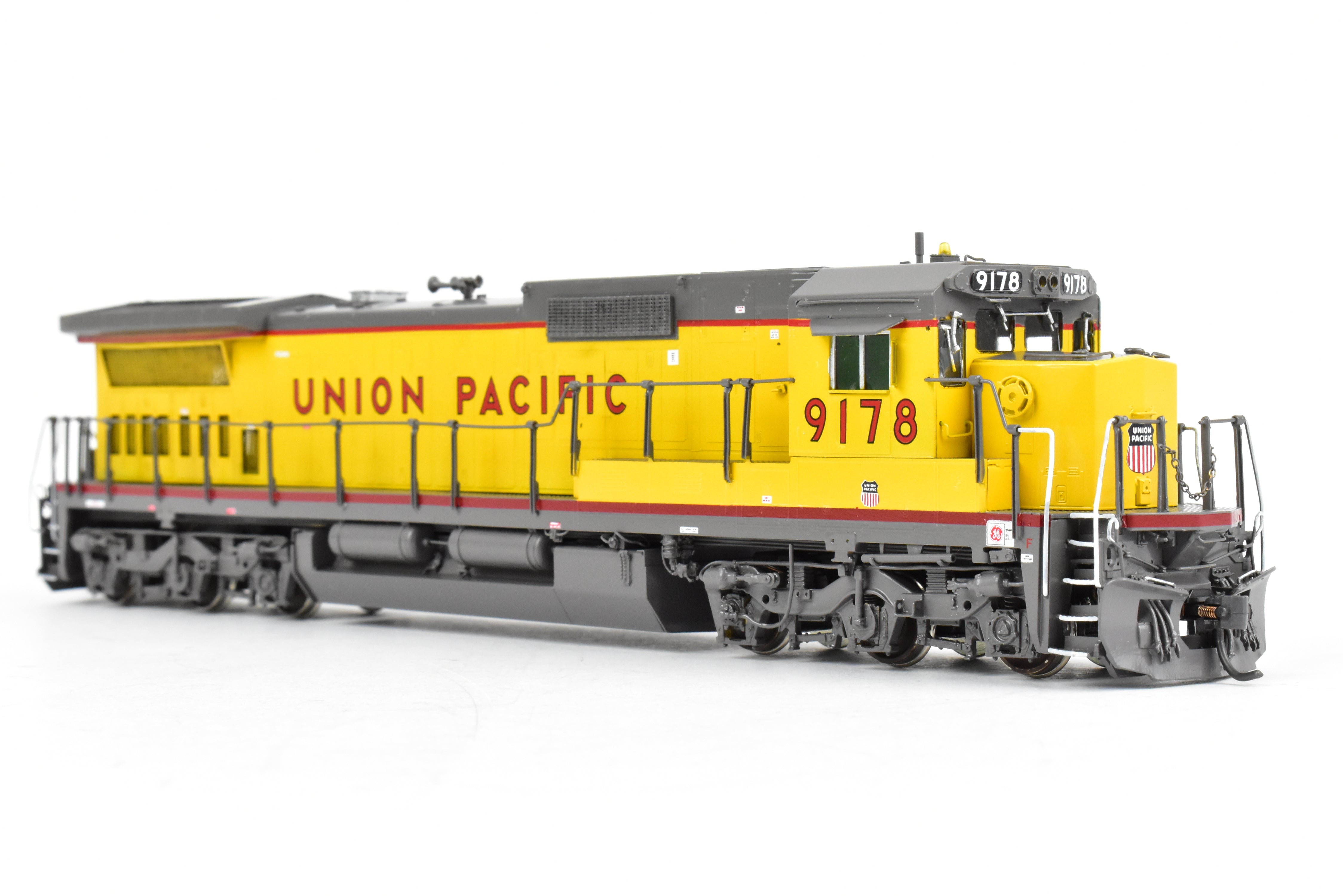 HO Brass OMI Union Pacific GE Dash 8-40C Custom Painted Locomotive No. 9178