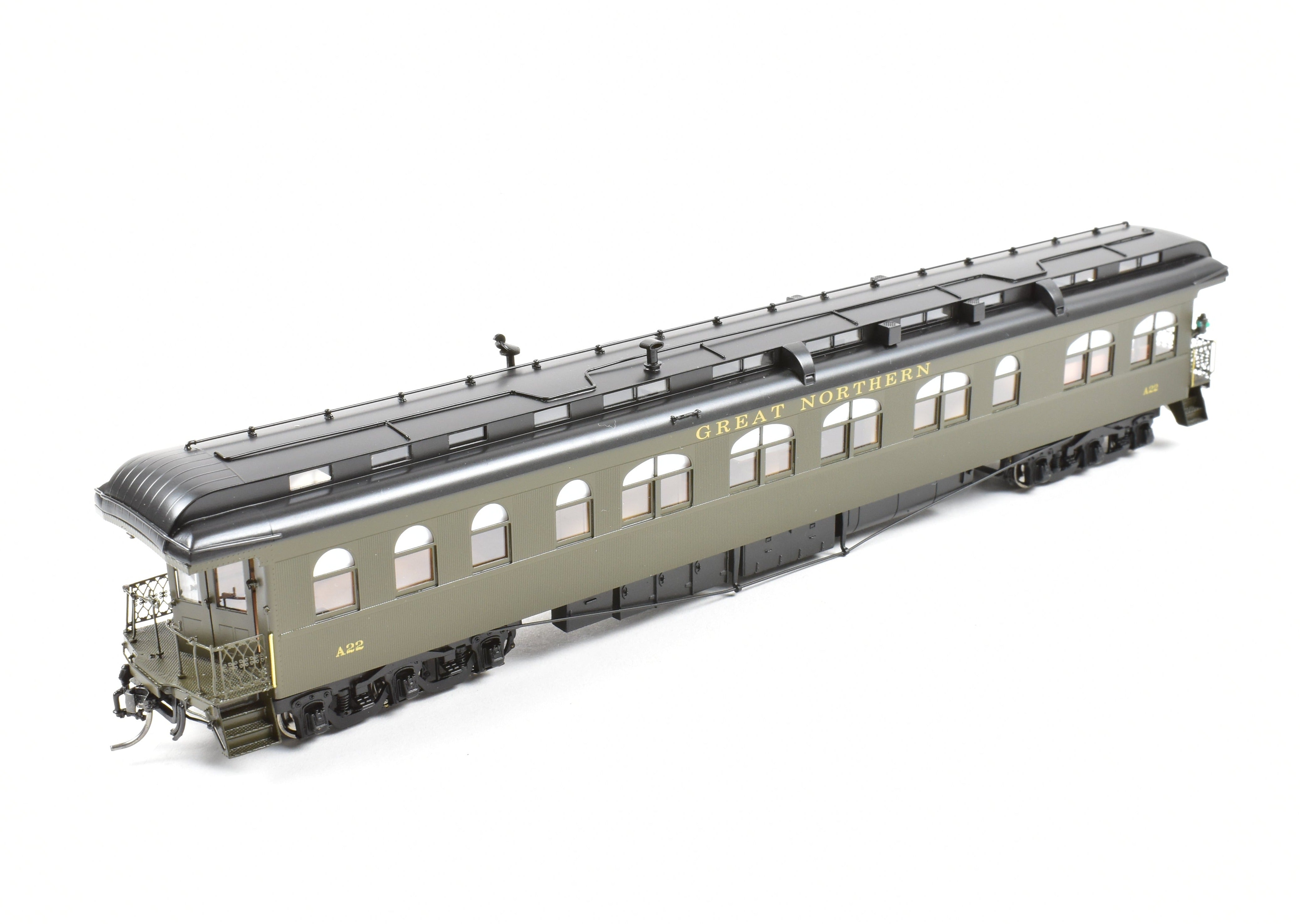 High - Quality HO Scale New Brass Model of North Bank Line (NBL) and Great Northern (GN) A22 Business Car with Wood Sides in Pullman Green for Model Train Enthusiasts