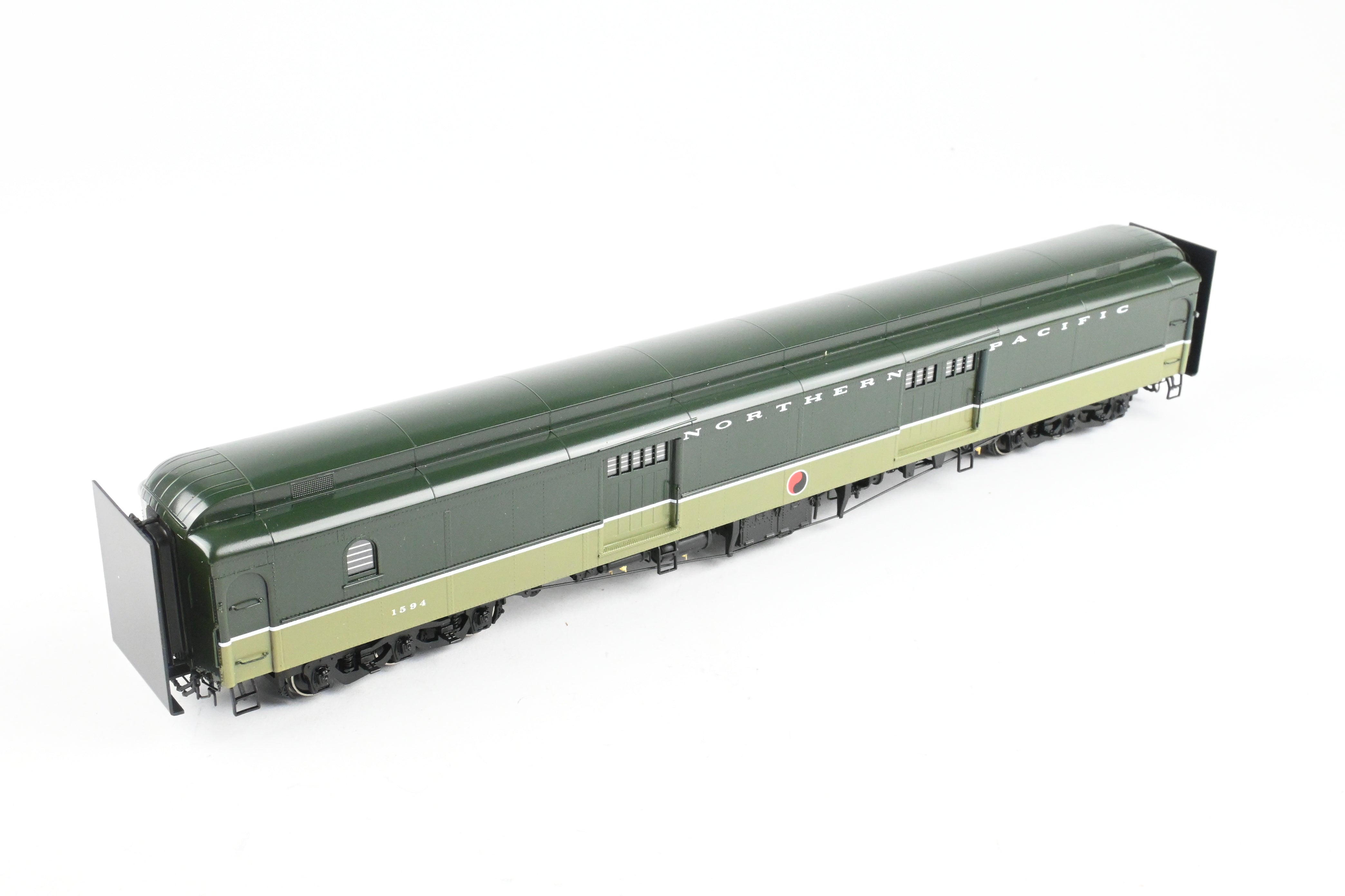 HO Brass W&R Enterprises Northern Pacific Truss Rod Baggage Car No. 1594 Factory Painted