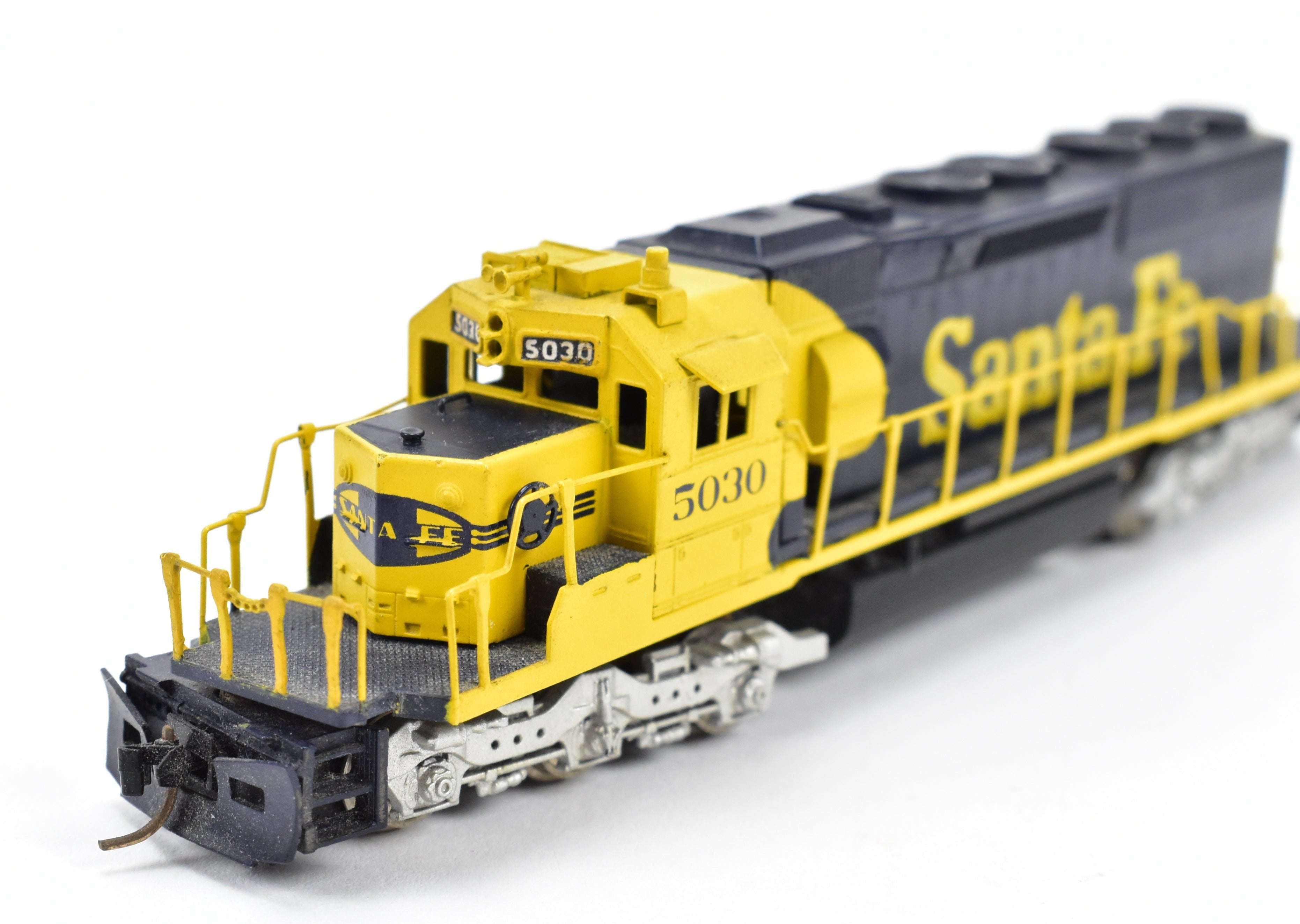 N Scale Brass Key Imports AT&SF Santa Fe EMD SD40 - 2 Medium Nose #5030 FP Model