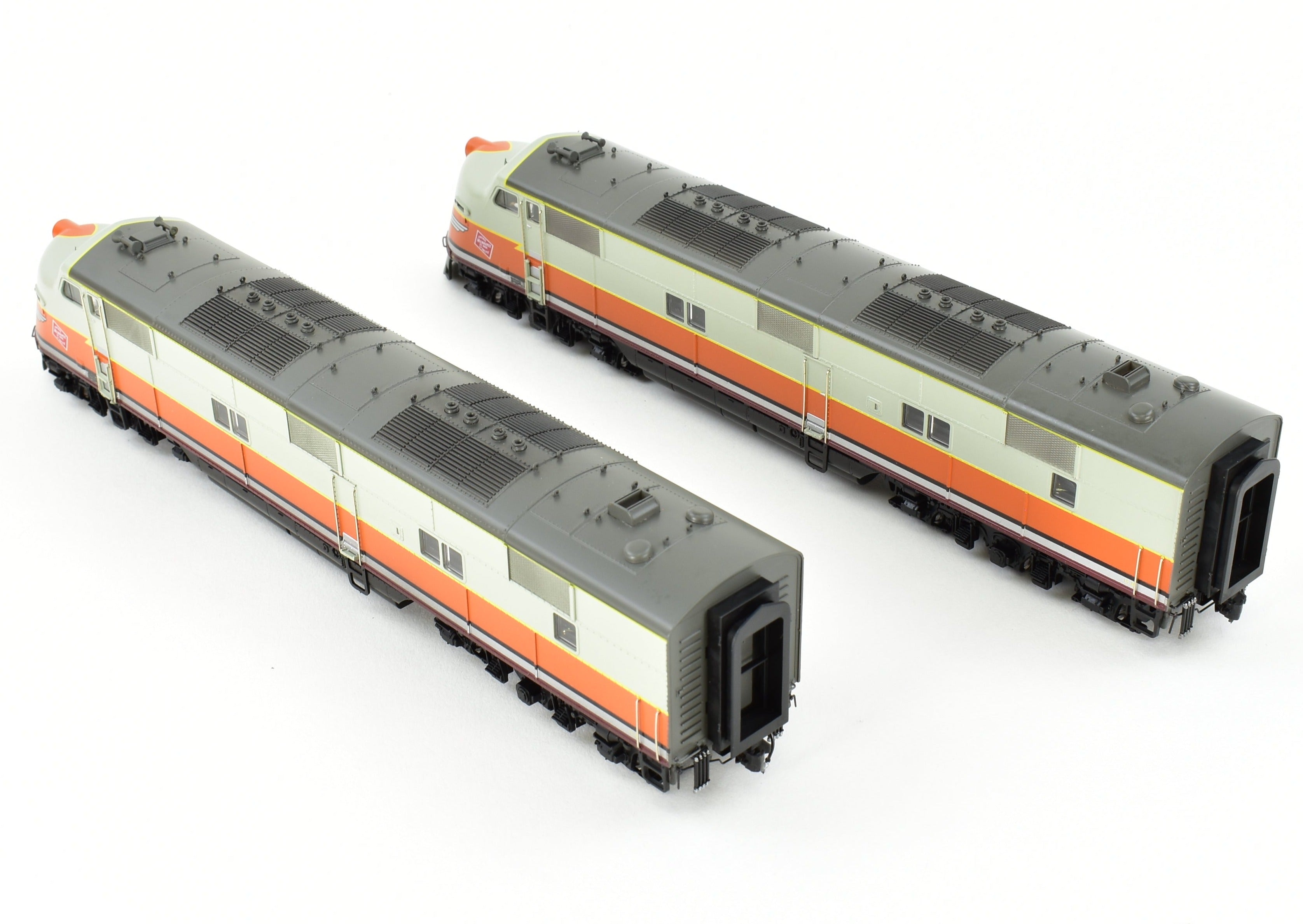 Broadway Limited Imports MILW Milwaukee Road E6A/A Set with QSI DCC, Sound & Spare Parts
