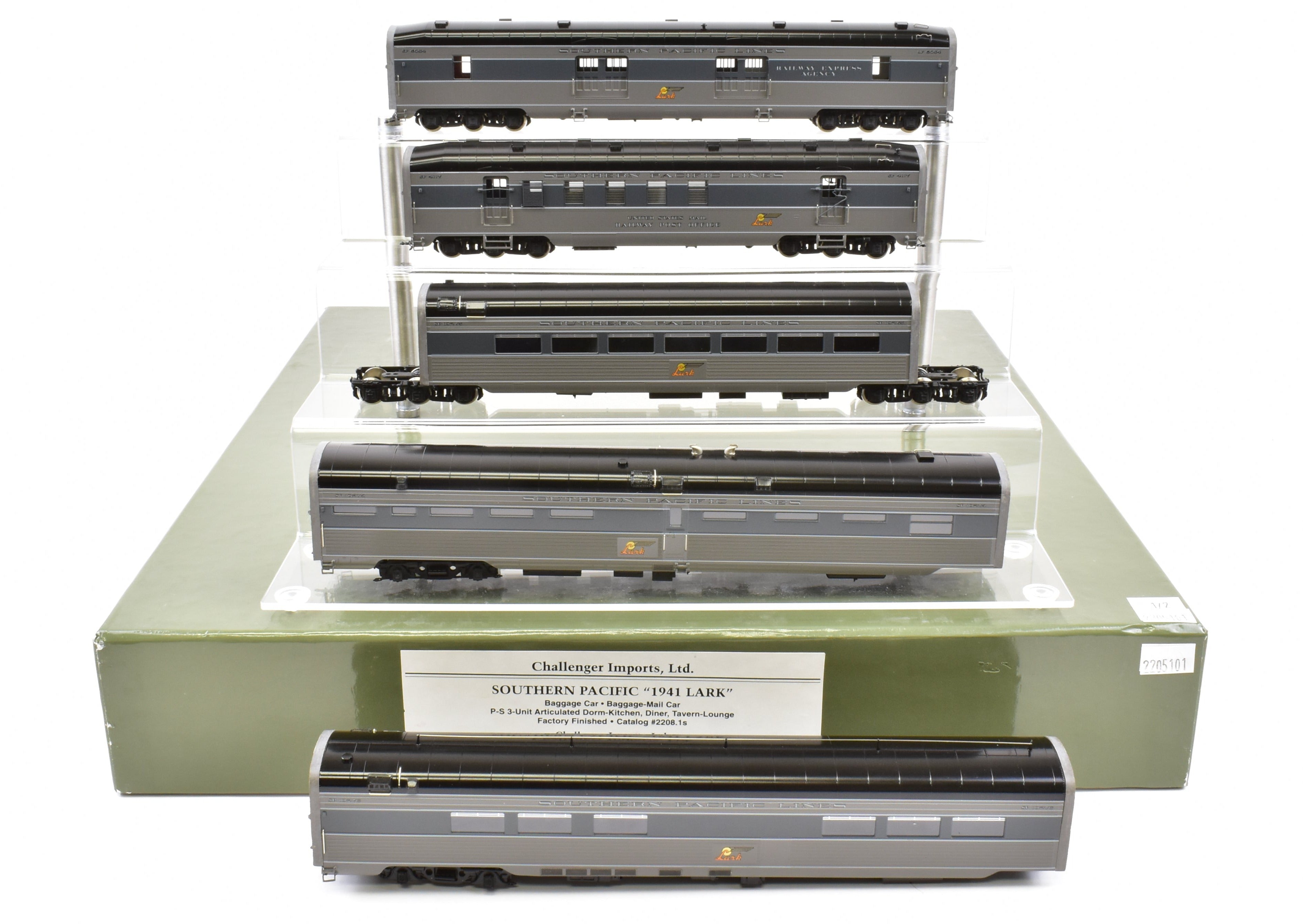 HO Scale Brass Model Train Set - Challenger Imports SP Southern Pacific 1941 Lark 9 - Car Collection Featuring Various Car Types