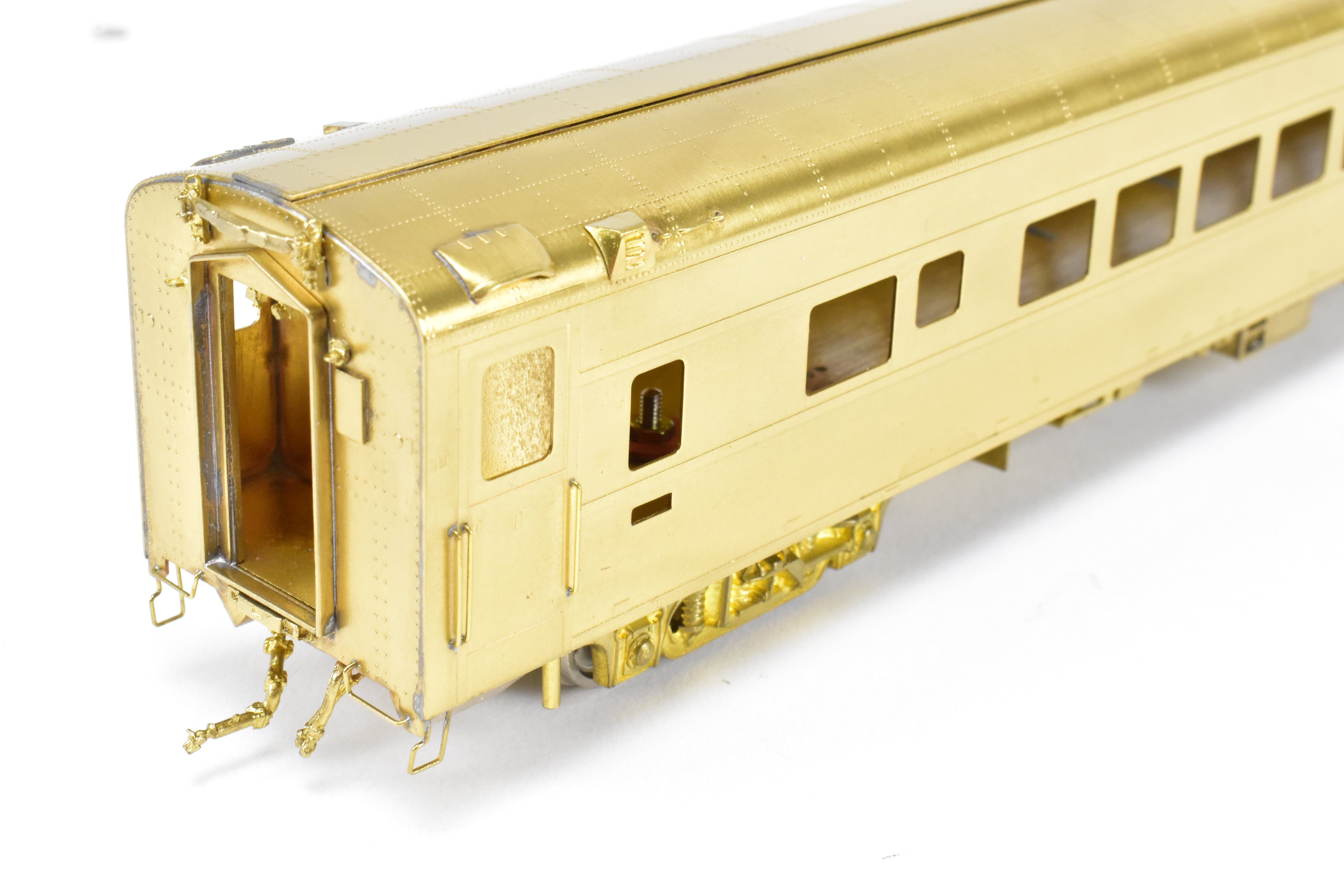 High - Quality HO Scale Brass Cascade Models Union Pacific (UP) ACF 1953 44 - Seat Chair Car in the #5450 - 5487 Series