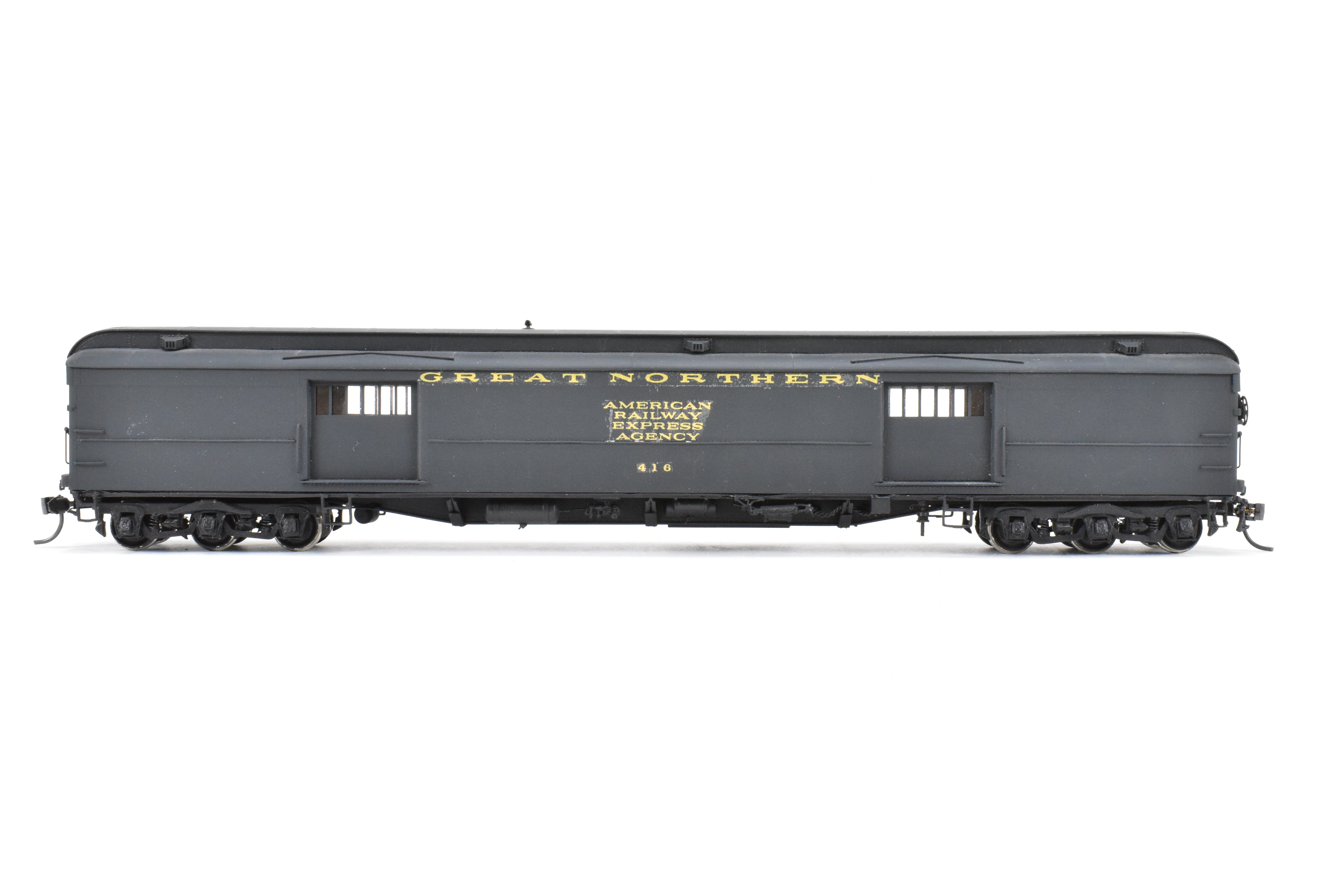 HO Brass Oriental Limited GN - Great Northern HW Baggage #400 - 416 with Fair Custom Paint