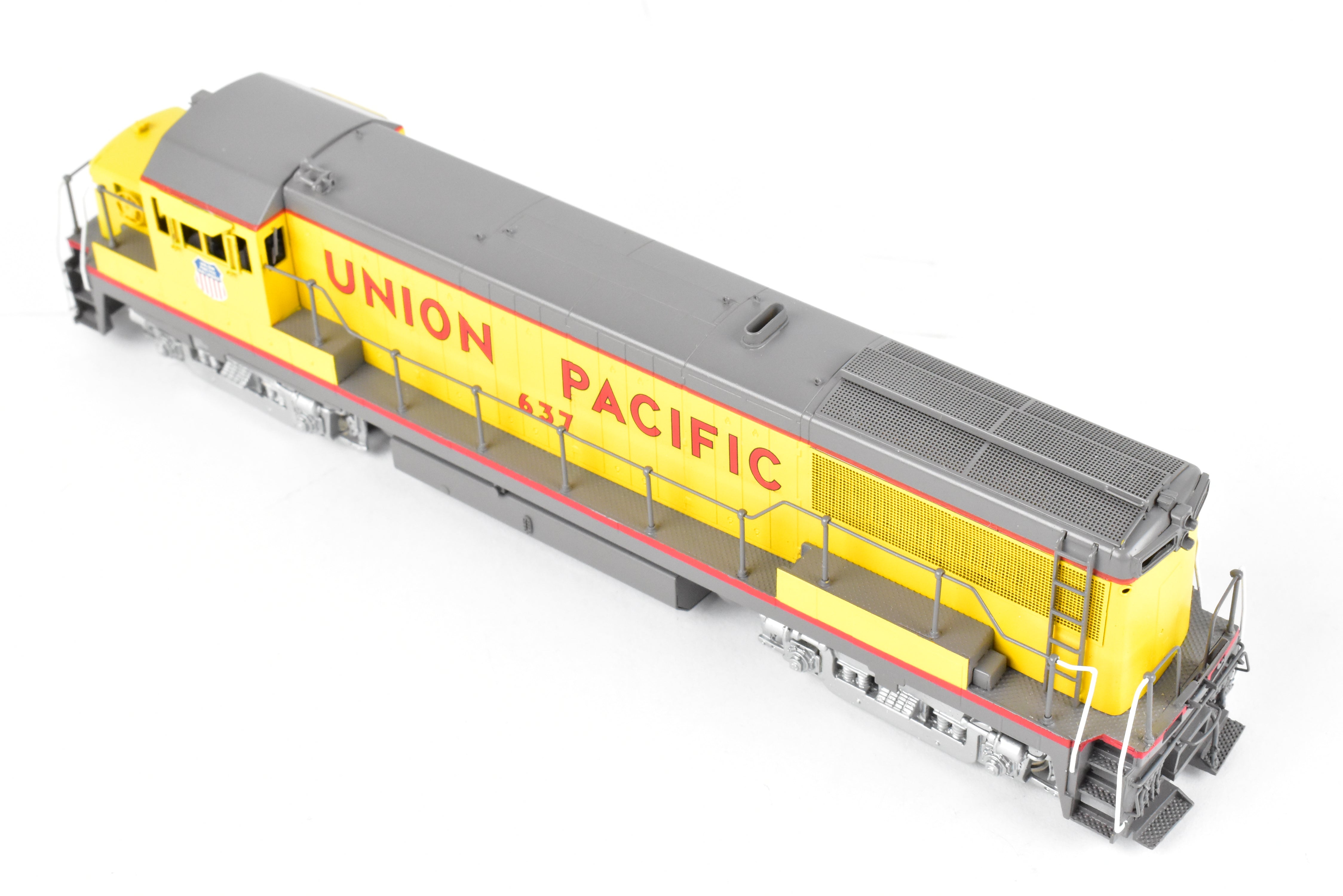 HO Scale Brass Model Train - Union Pacific GE U25B 2500 HP Low Hood (Intermediate) - Oriental Limited Edition, FP No. 637