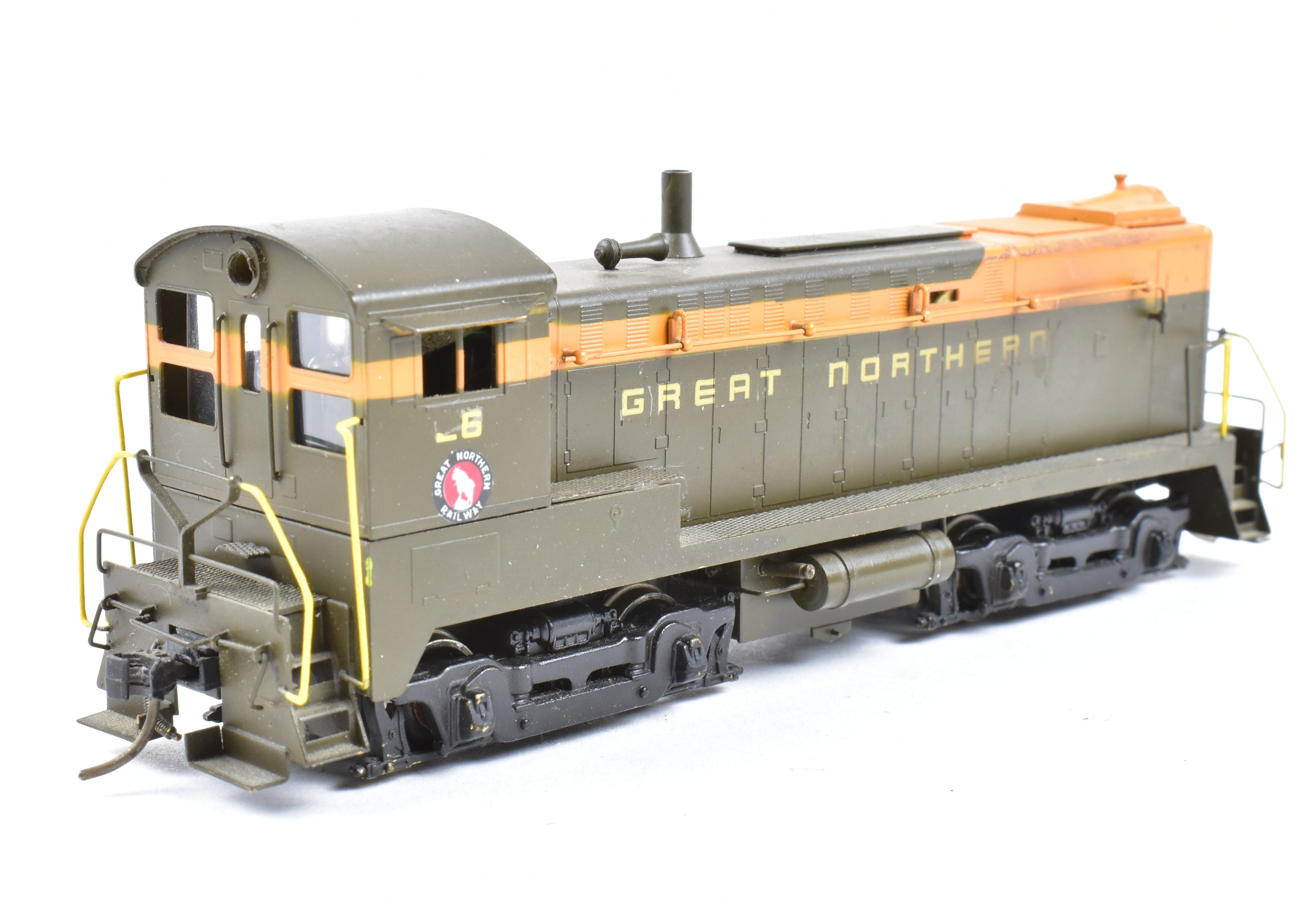 HO Scale Brass Hallmark Models GN - Great Northern Baldwin VO - 1000 Diesel Switcher Model with Incorrect Box