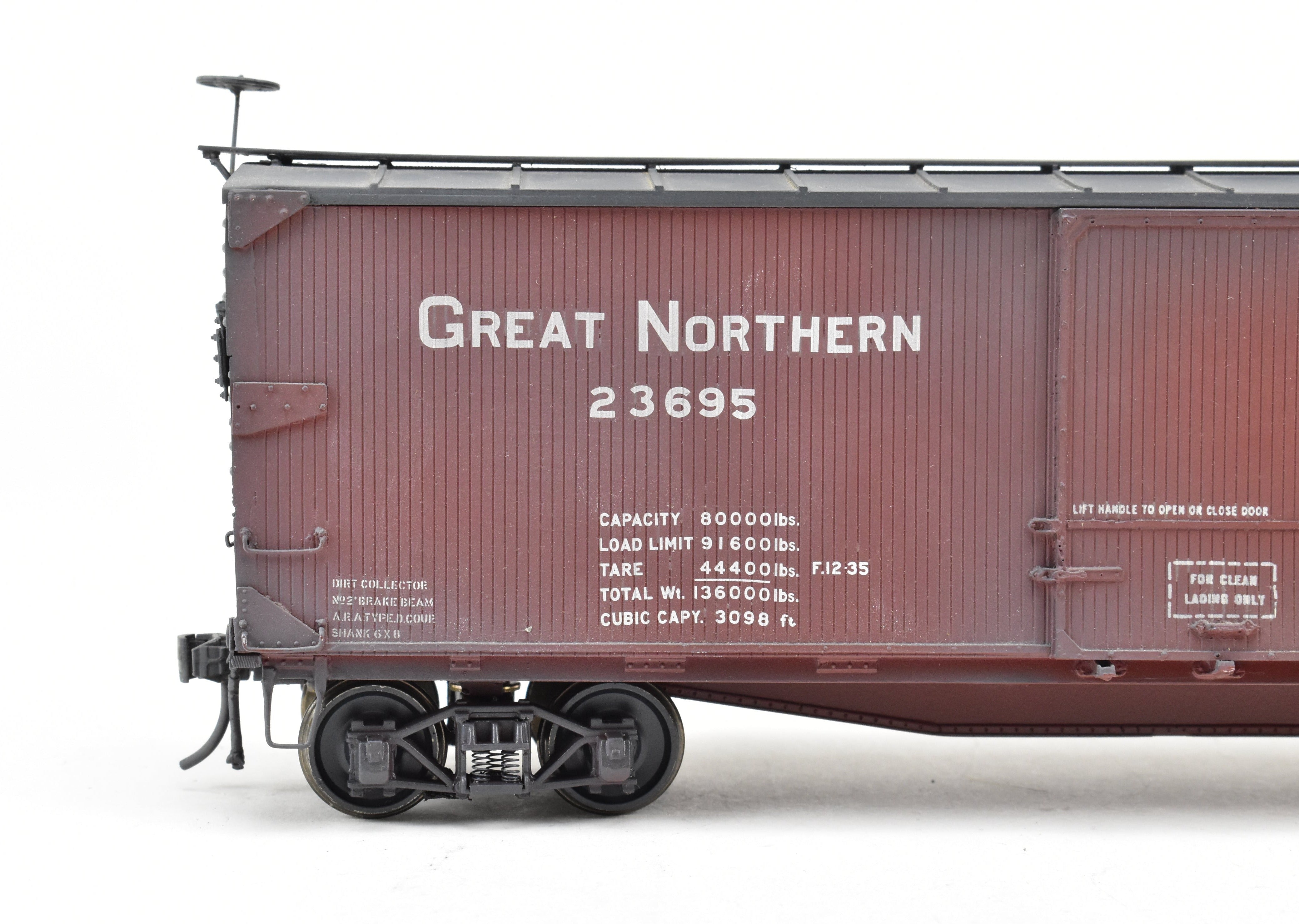O Scale Chooch Ultra Scale GN Great Northern 40' USRA OB Wood Boxcar Pro-built #23695