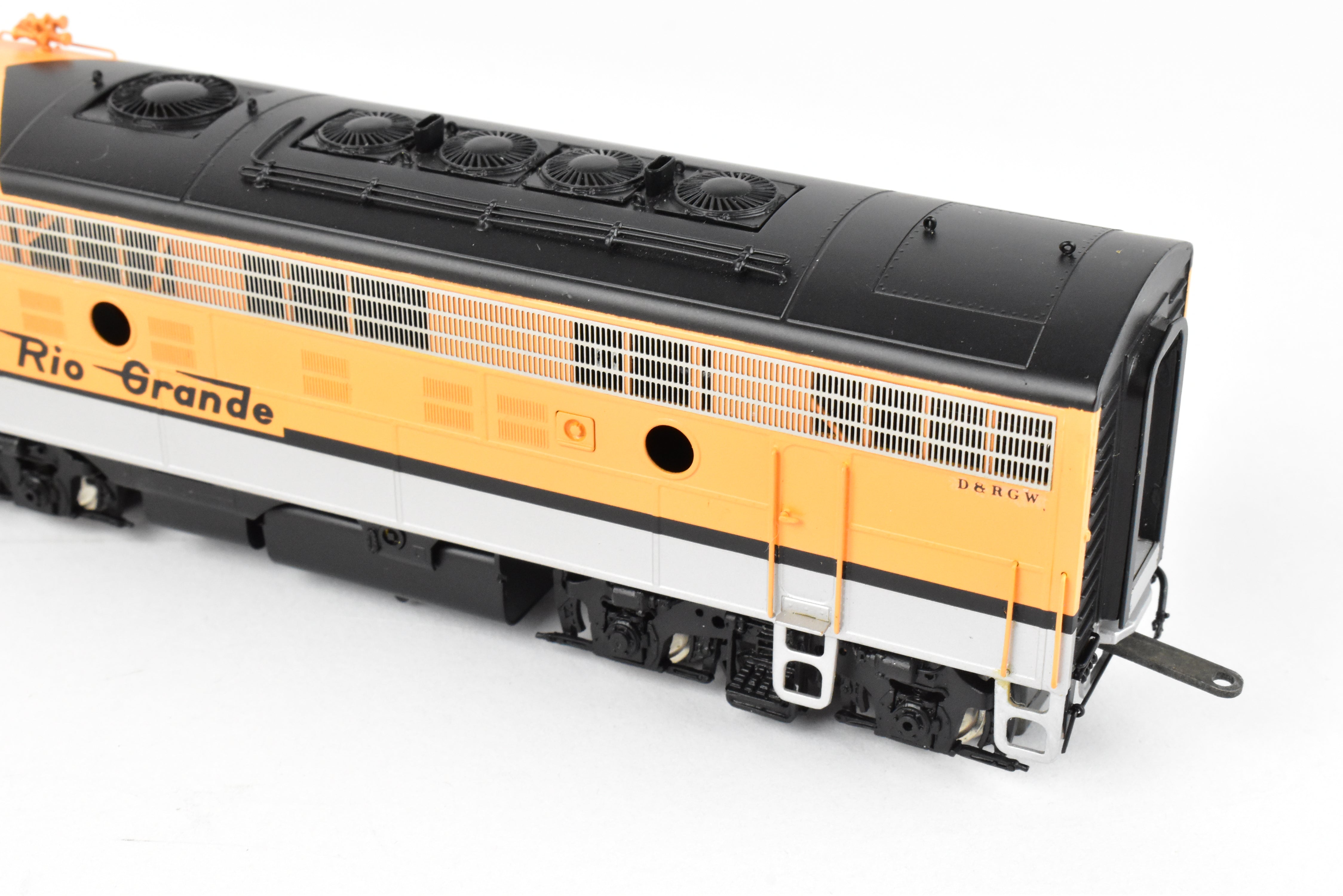 HO Scale Brass Oriental Limited D&RGW Rio Grande EMD F9 A/B/B Set, 1750 HP Factory Painted
