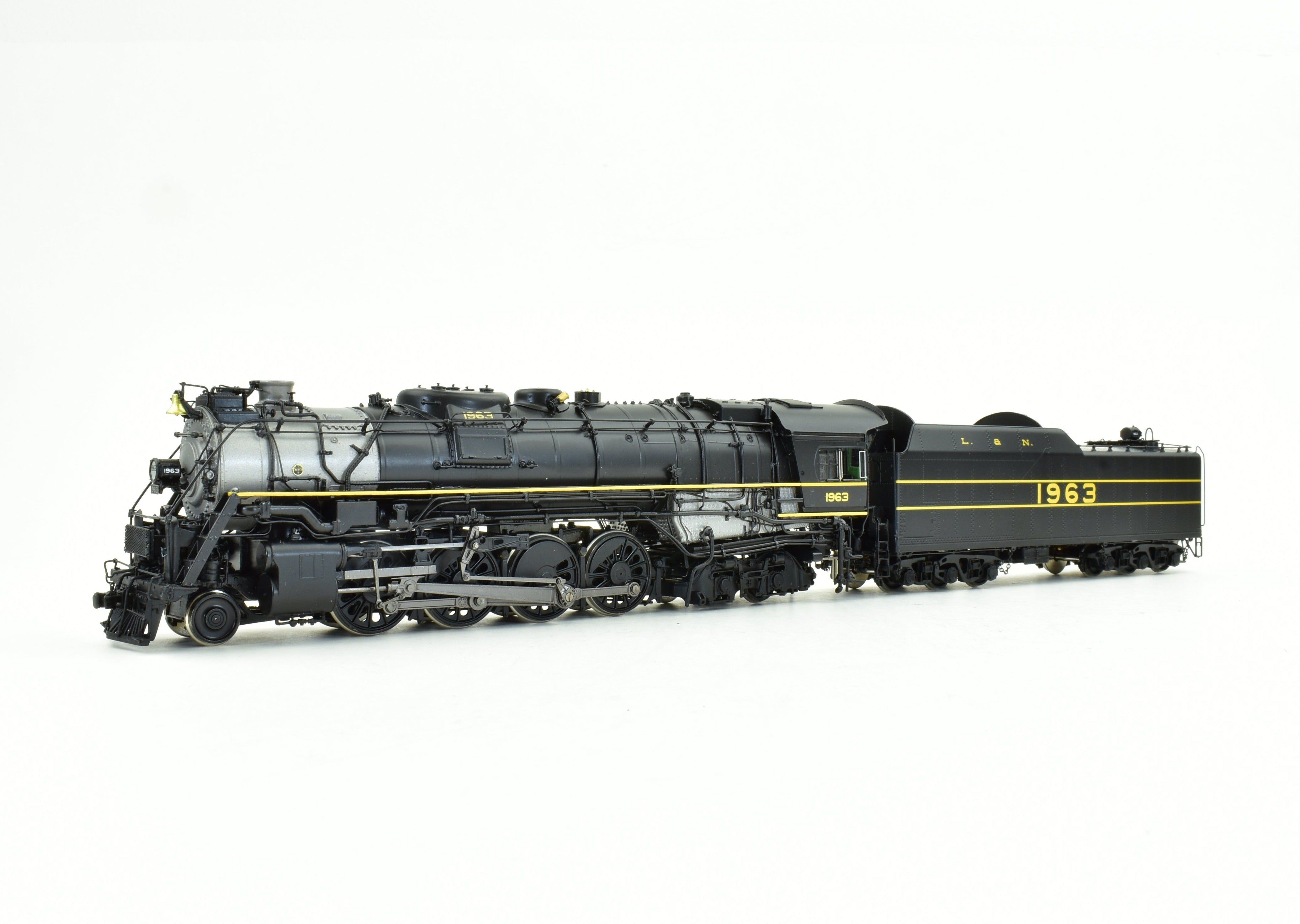 HO Scale Brass DVP Division Point Louisville & Nashville Class M-1 2-8-4 FP #1963 Locomotive