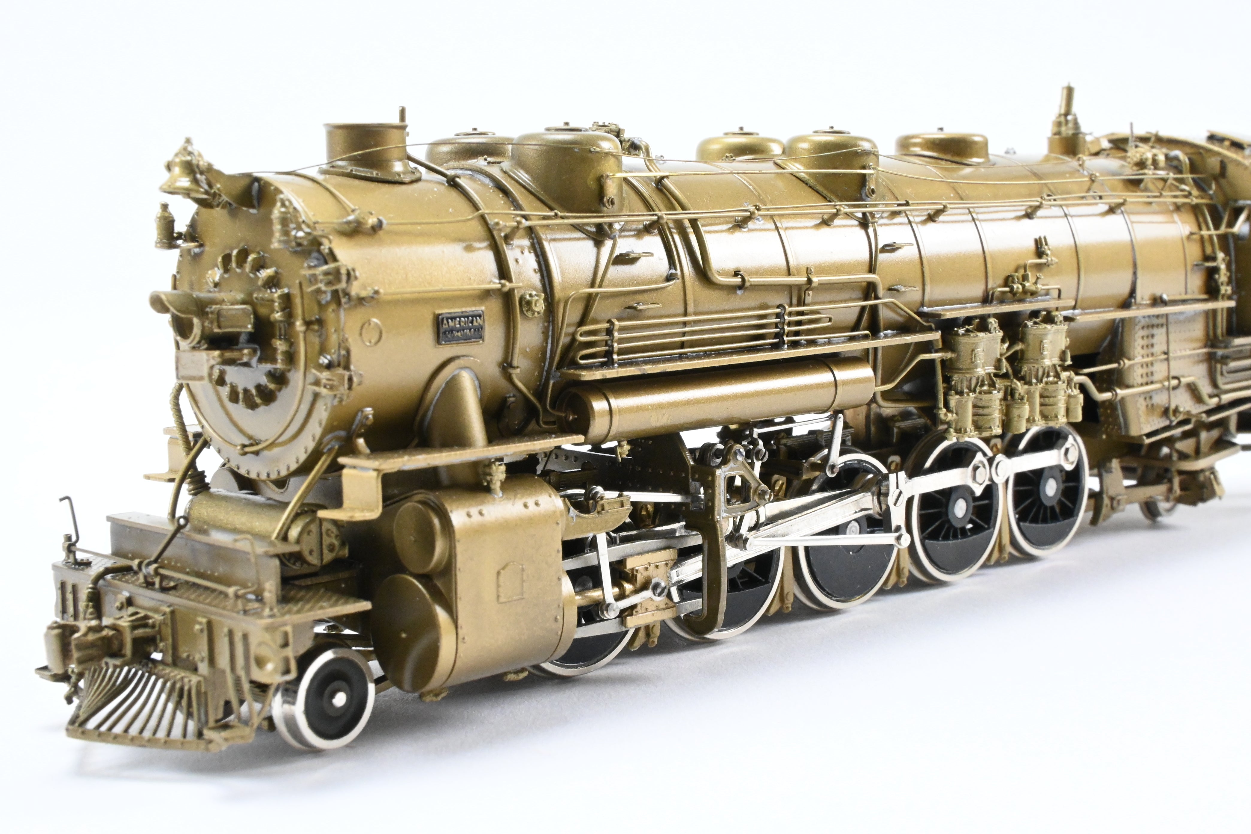 HO Scale Brass Pacific Fast Mail (PFM) Model Train - United D&RGW - Denver & Rio Grande Western 2-10-2 Early Version F-81 Crown Model with High - Detail Features