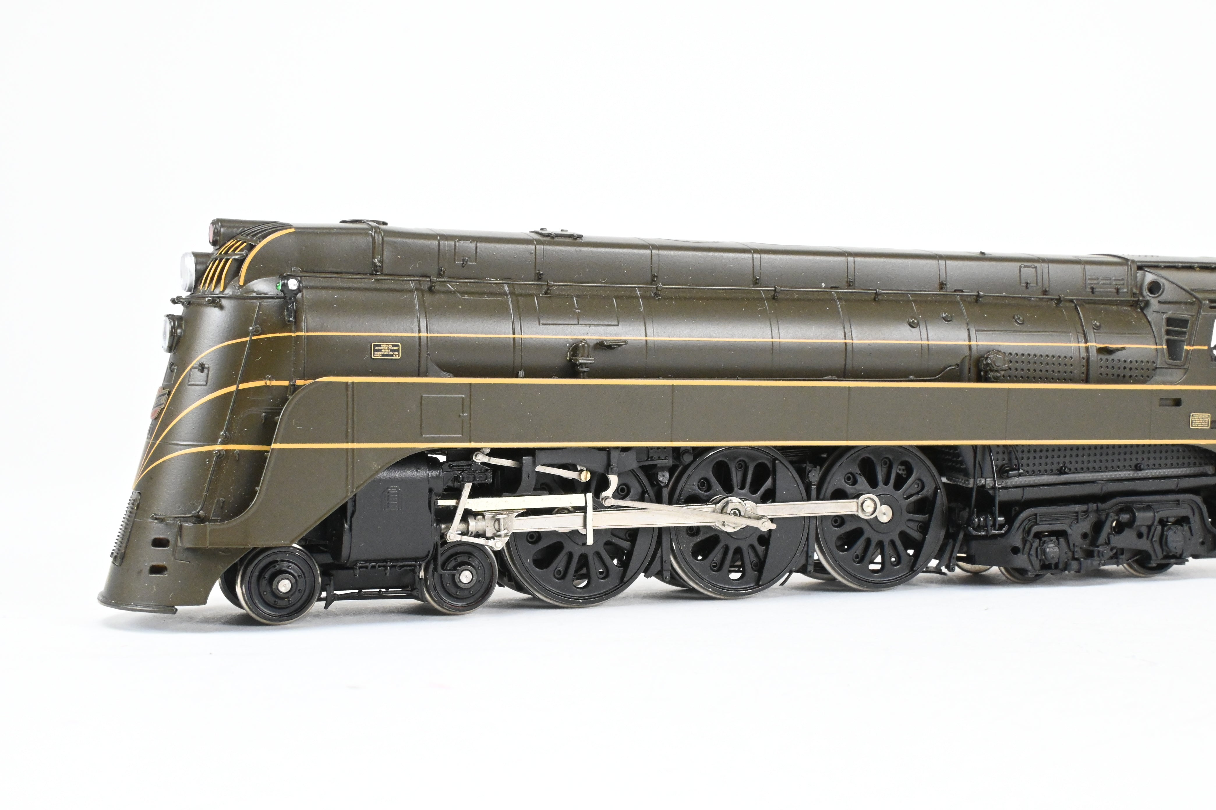 HO Brass Challenger Imports C&NW E-4 Streamlined 4-6-4 Coal Locomotive #4008