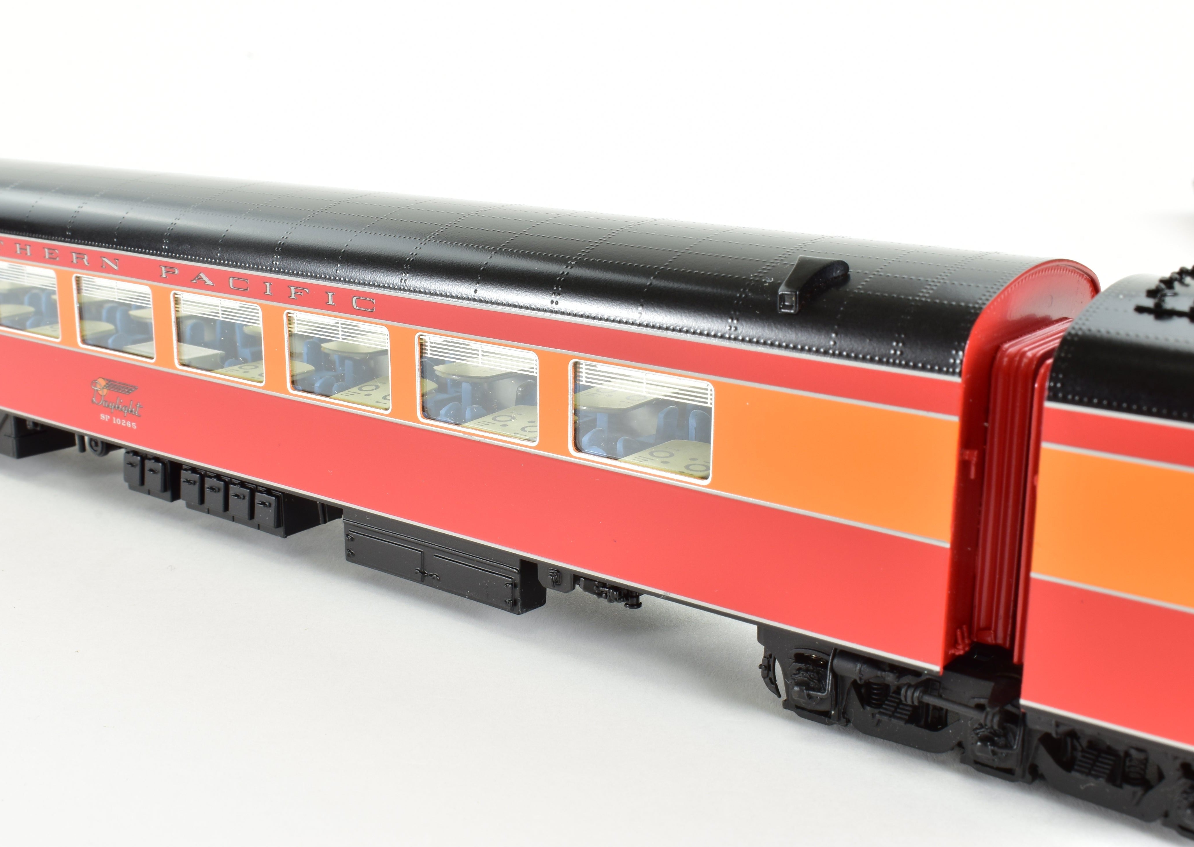 HO Scale Brass Model Train Consignment Set - Challenger Imports SP - Southern Pacific 1955 Shasta Daylight 10 - Car Train Set with FP