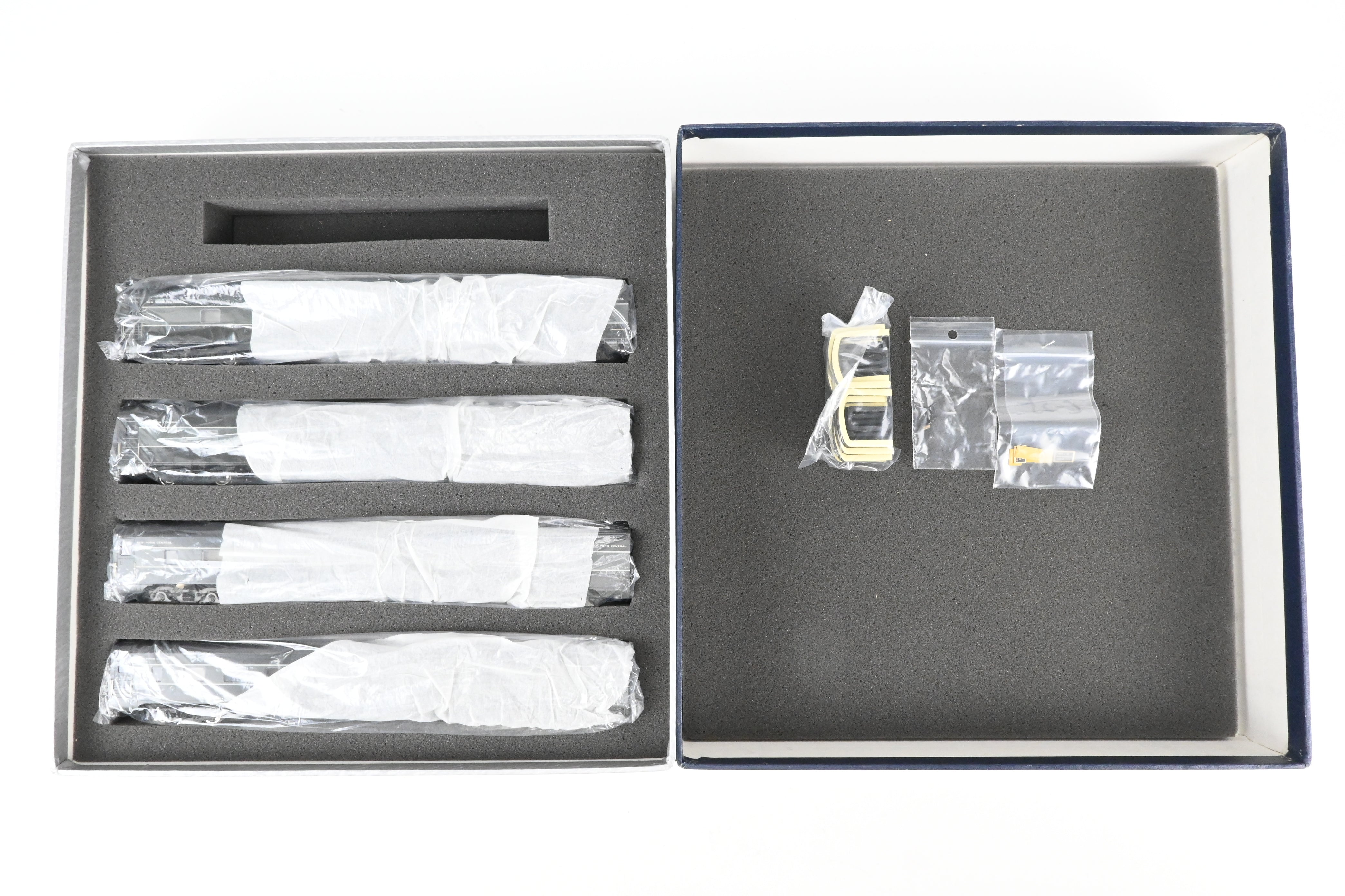 High - Quality HO Scale Brass Erie Limited 8 - Car Set Representing New York Central's 20th Century Limited in 1948, Factory - Painted, Set #2