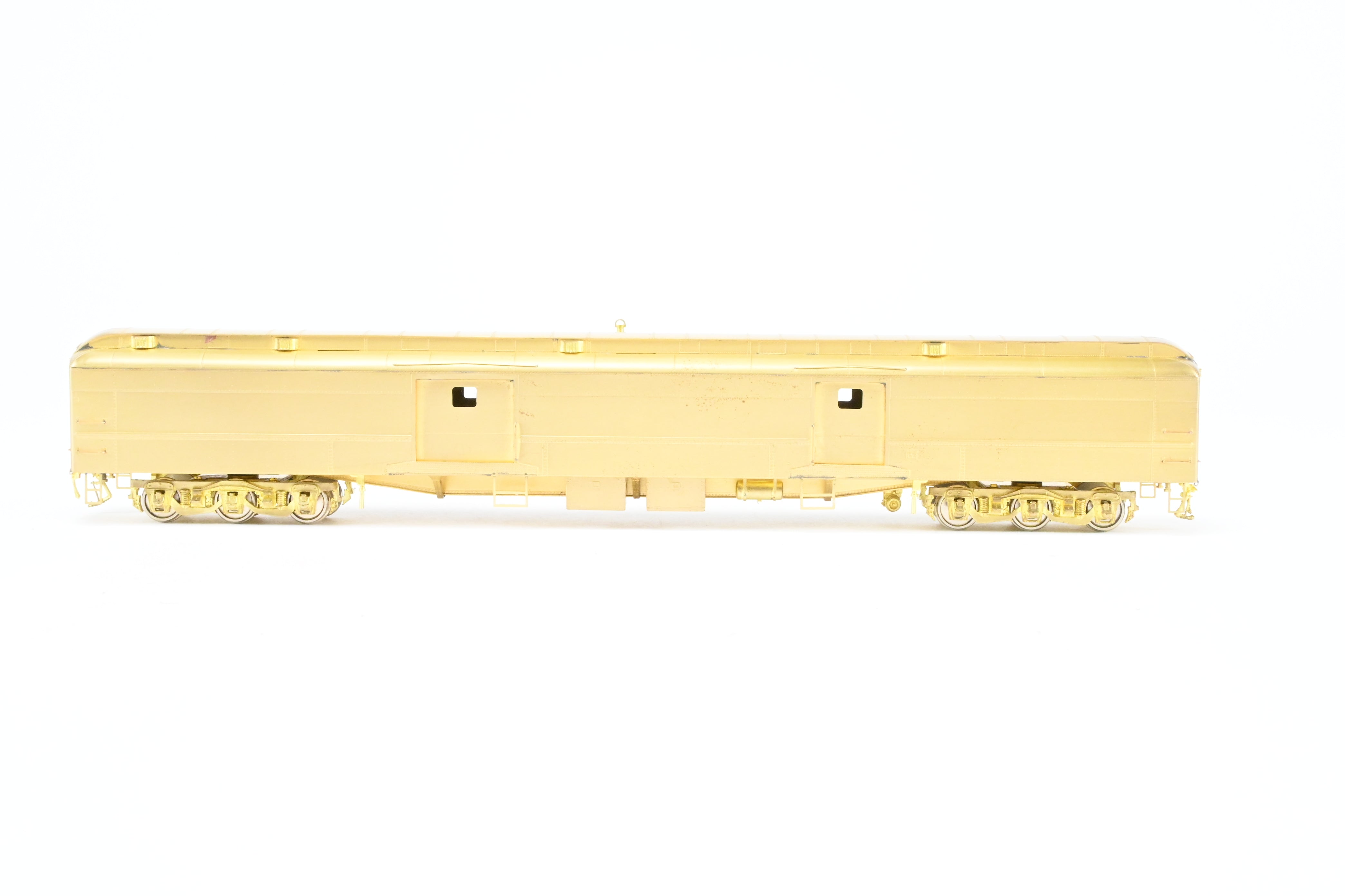 HO Scale Brass Cascade Models Great Northern Modernized Baggage Car with Round Ends and Steel Doors, Models #475 - 486