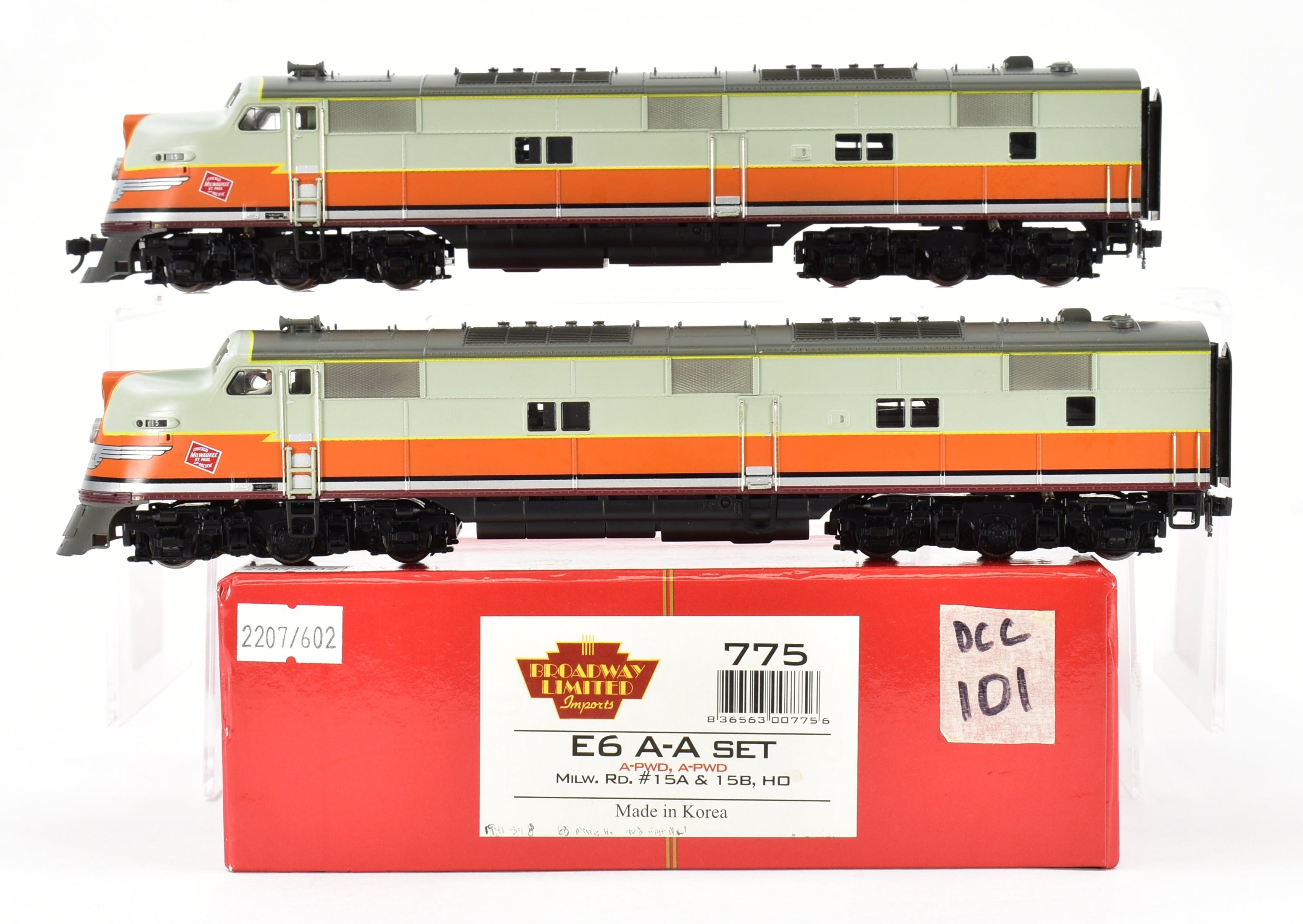 Broadway Limited Imports MILW Milwaukee Road E6A/A Set with QSI DCC, Sound & Spare Parts