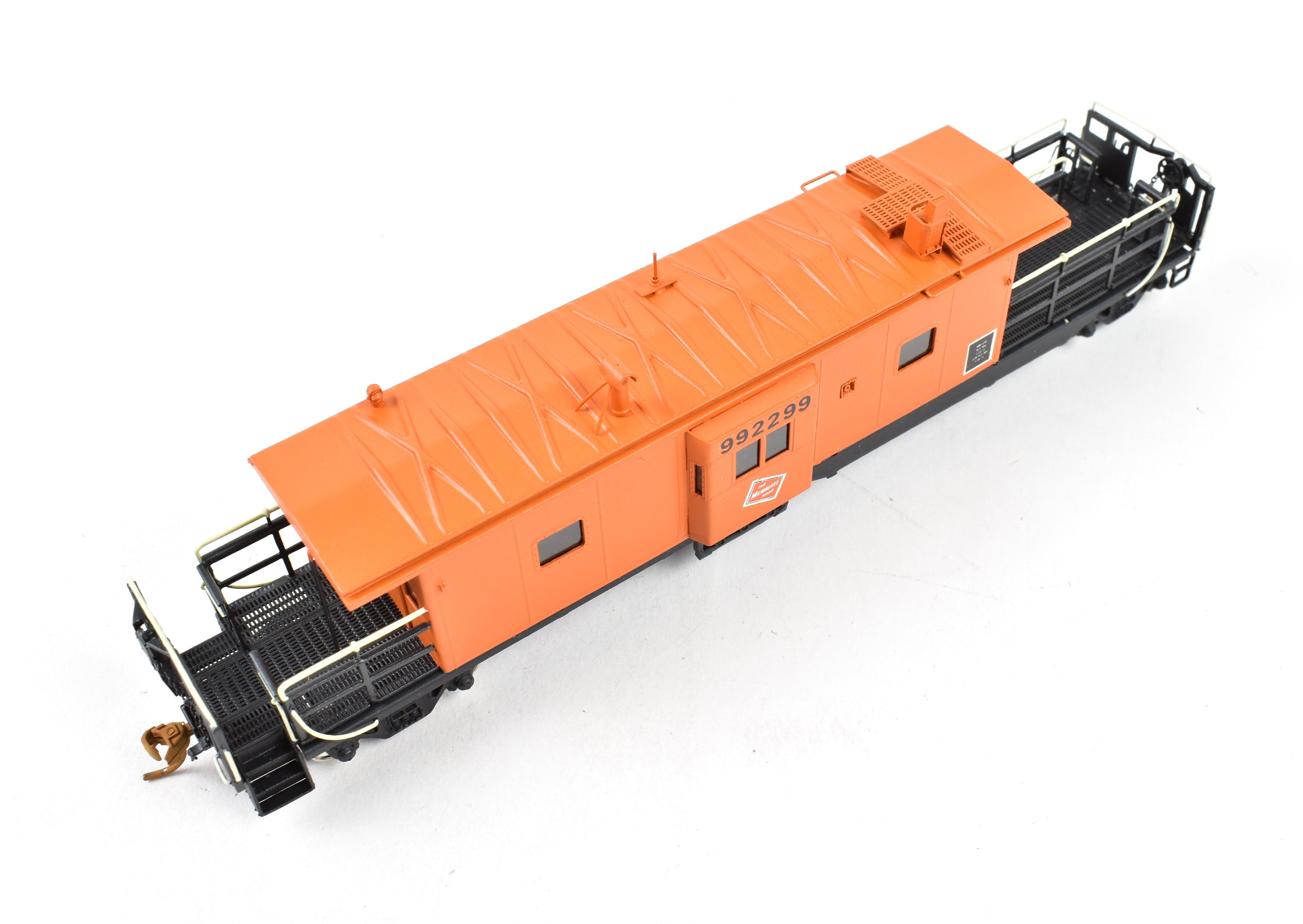 HO Scale Brass OMI - Overland Models, Inc. Milwaukee Road Bay Window Long Caboose Professionally Painted Model Train Car
