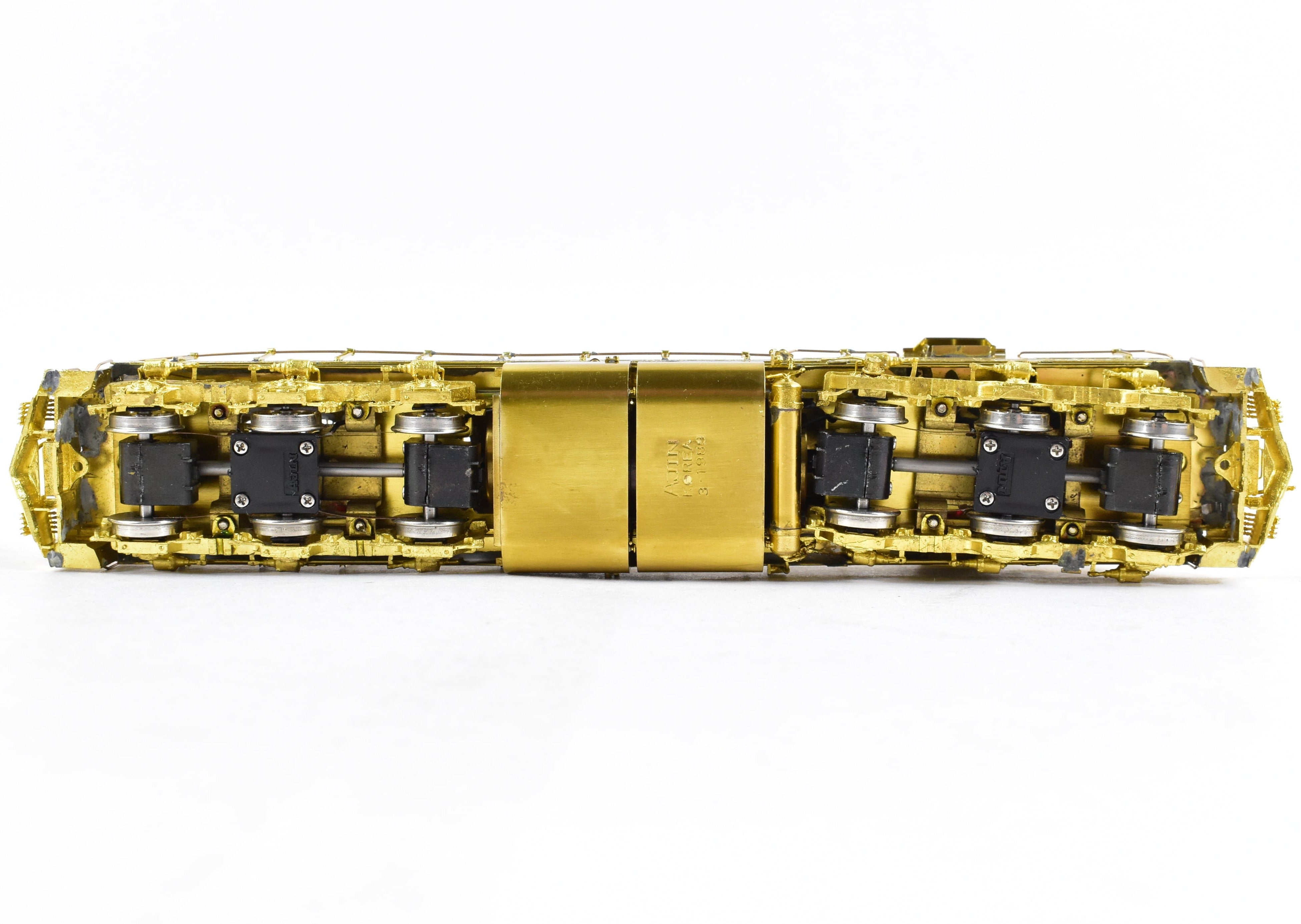 HO Scale Brass Model Train - Overland Models Inc. (OMI) Southern Pacific (SP) EMD SD9E Locomotives with Road Numbers 4300 - 4400